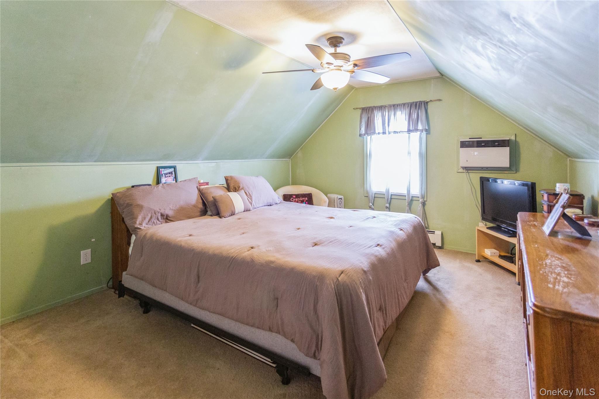 #9 photo, 2359 Spruce Street, Seaford , NY 11783