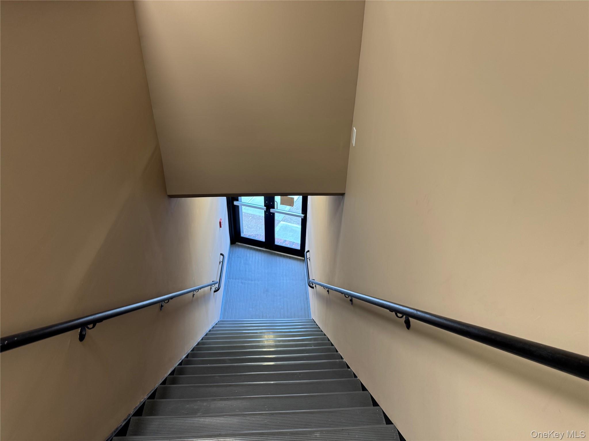 #12 photo, 18 E Sunrise Highway, Freeport , NY 11520