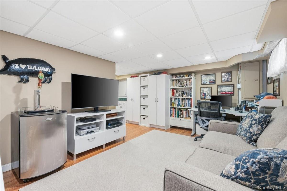 #20 photo, 112 Longworth Avenue, Woodmere , NY 11598