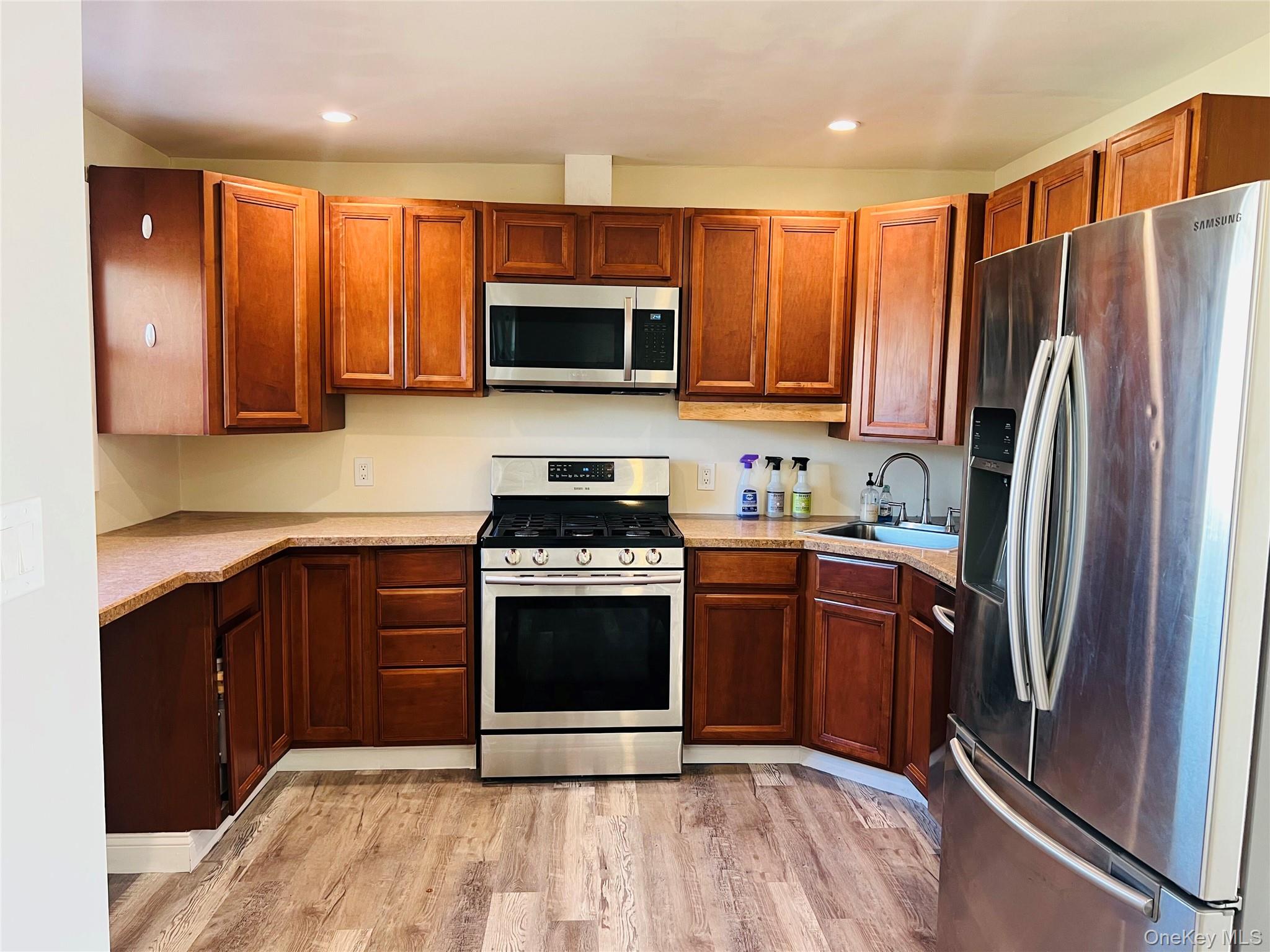 #11 photo, 125 Liberty Avenue, Selden , NY 11784