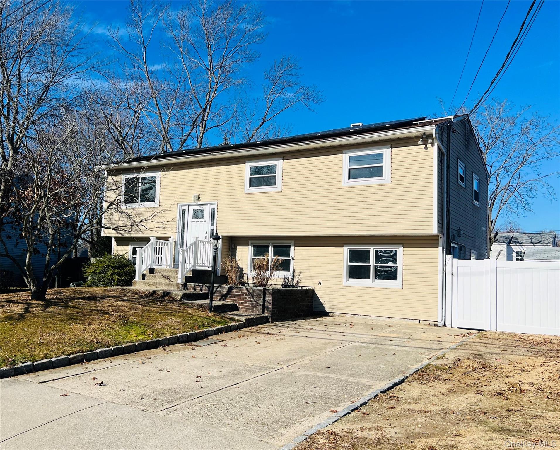 #2 photo, 125 Liberty Avenue, Selden , NY 11784