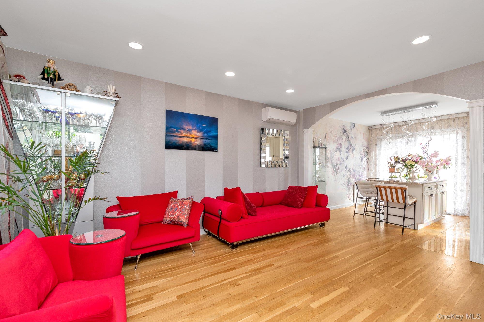 #3 photo, 1815 Schermerhorn Street, Merrick , NY 11566