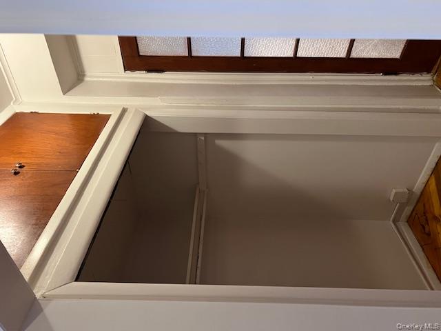 #11 photo, 36-03 28 Avenue, अस्टोरिया Astoria , NY 11103