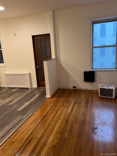 #6 photo, 36-03 28 Avenue, अस्टोरिया Astoria , NY 11103