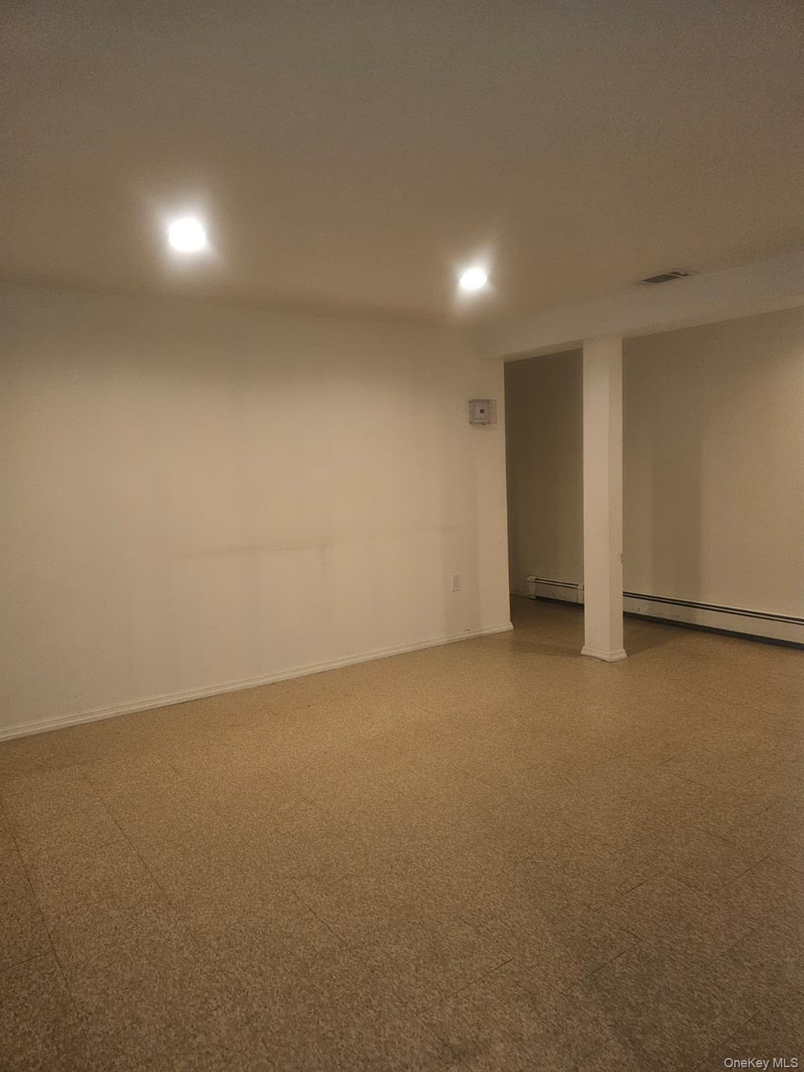 #5 photo, 31 Albermarle Avenue, Holtsville , NY 11742