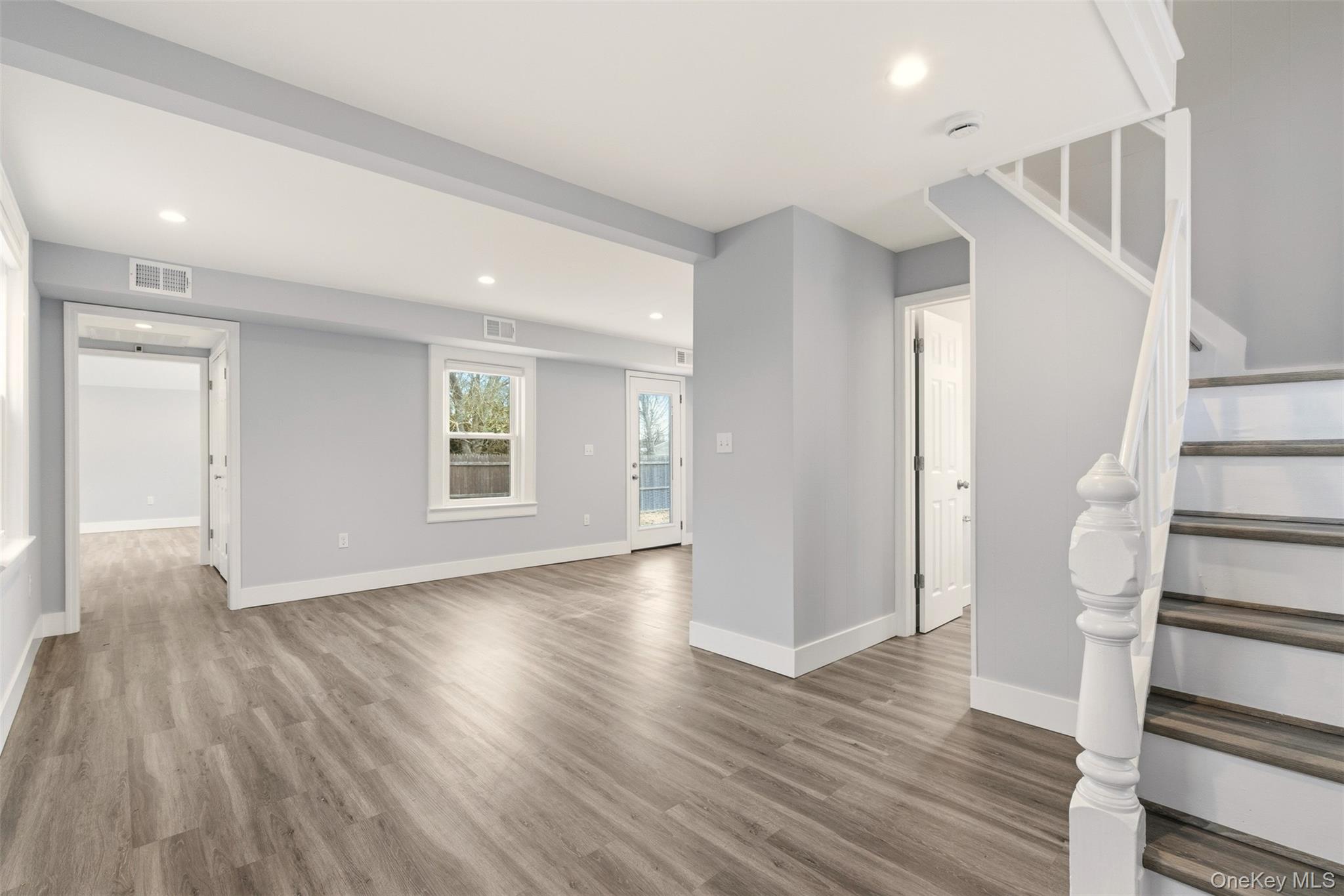 #4 photo, 60 Frowein Road, Center Moriches , NY 11934