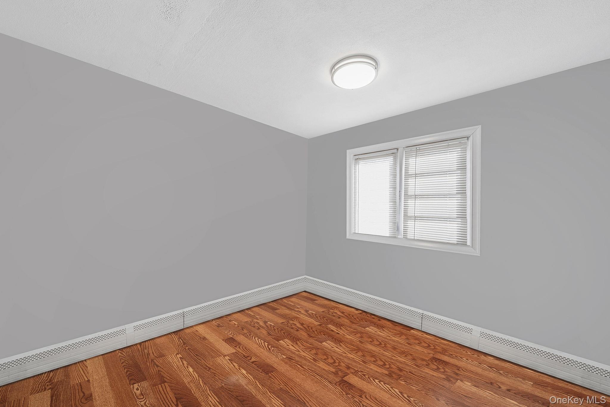 #18 photo, 299 Seminole Street, Ronkonkoma , NY 11779