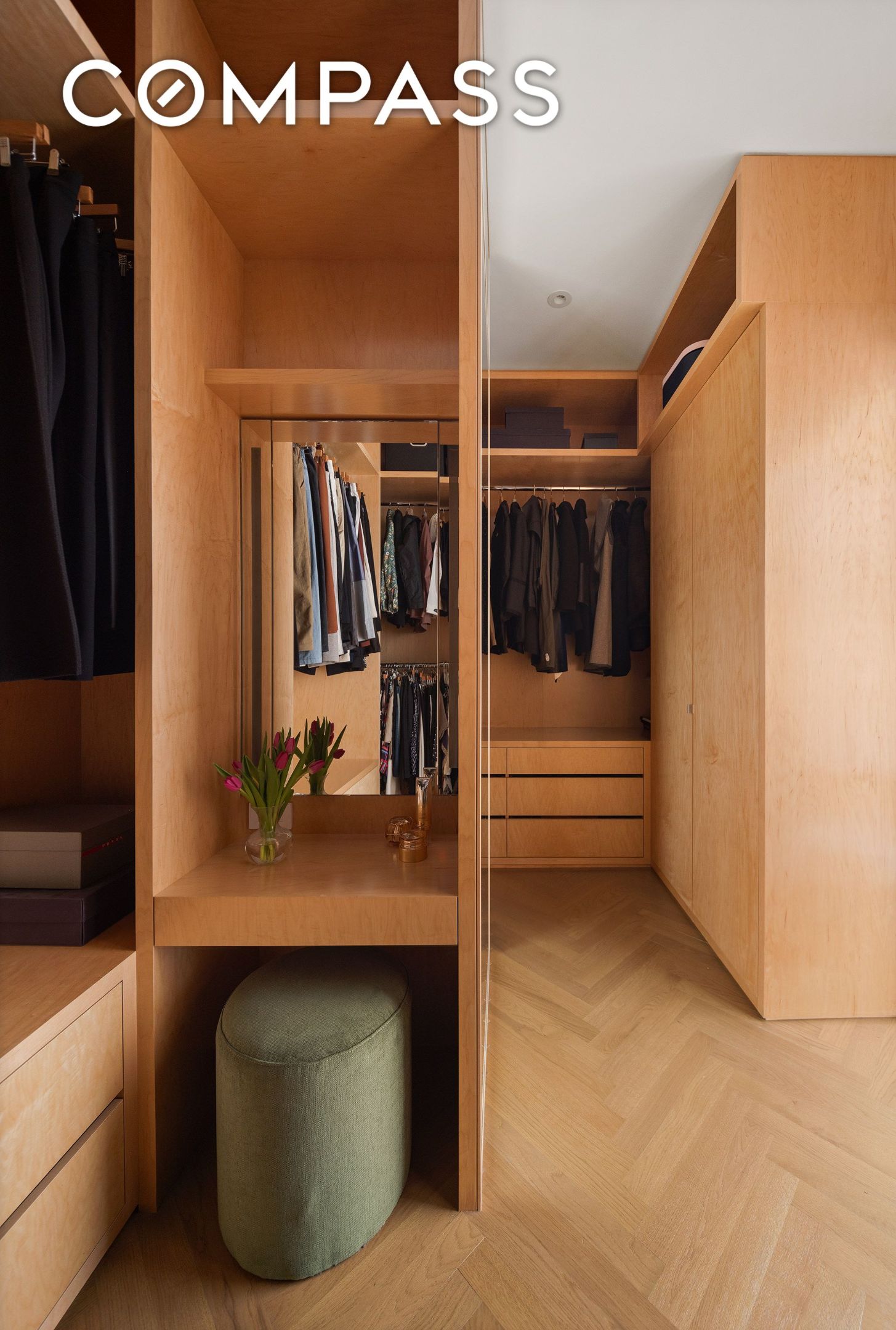 #13 photo, 184 Kent Avenue, Williamsburg , NY 11249