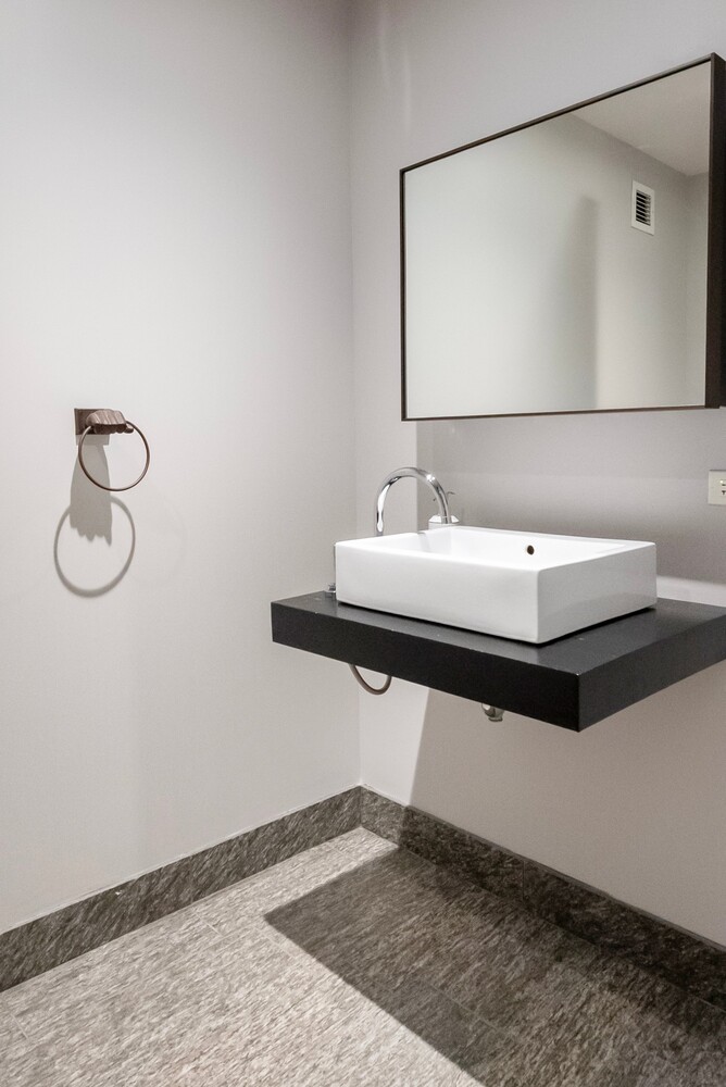 #11 photo, 20 PINE Street, Financial District , NY 10005