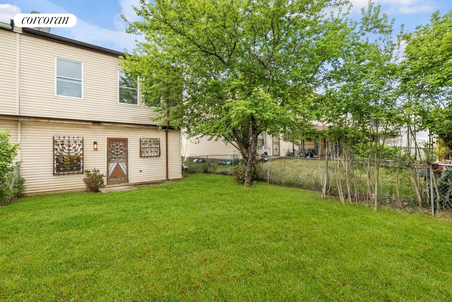 #12 photo, 1887 STRAUSS Street, Brownsville , NY 11212