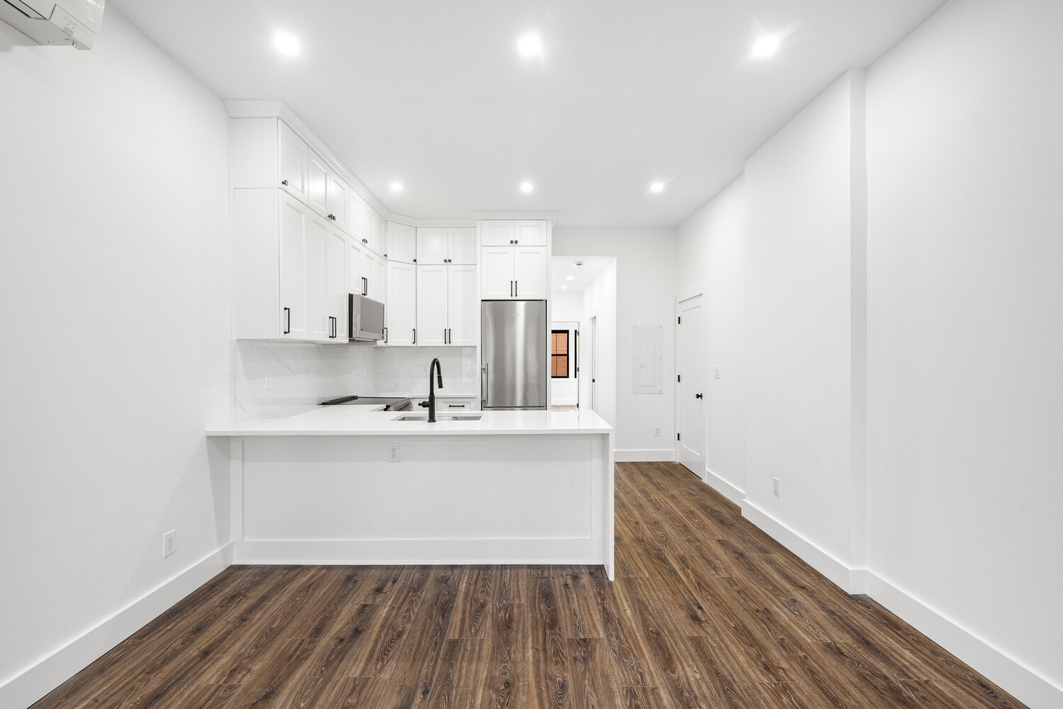 #3 photo, 50-20 39TH Street, Sunnyside , NY 11104