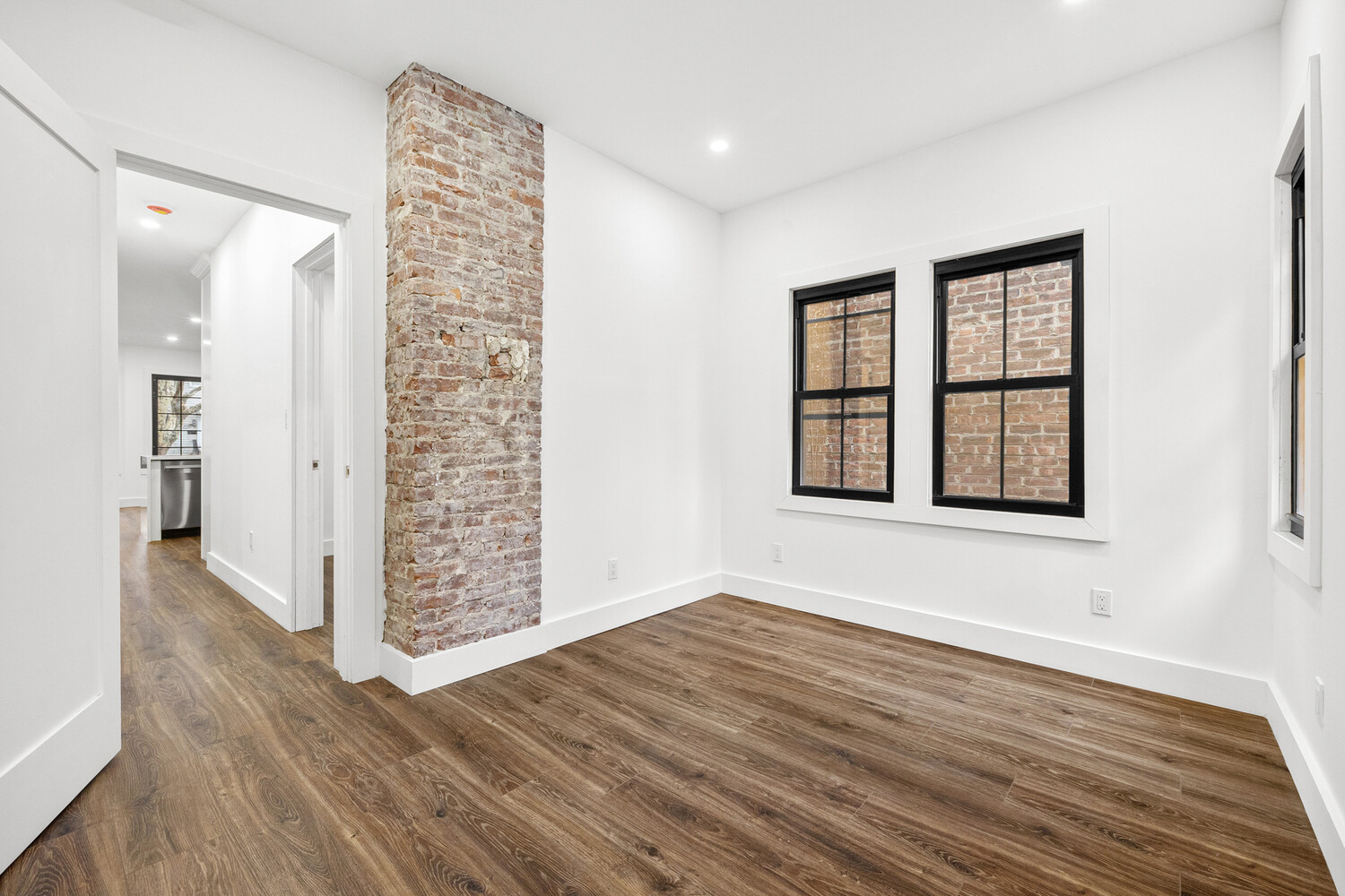 #6 photo, 50-20 39TH Street, Sunnyside , NY 11104