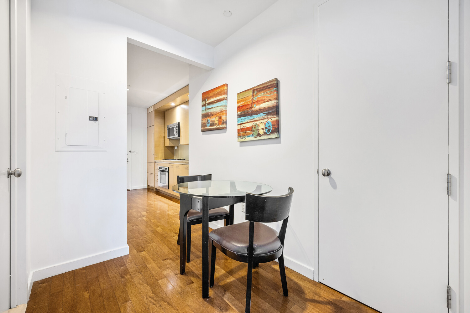 #6 photo, 1600 BROADWAY, Midtown , NY 10019