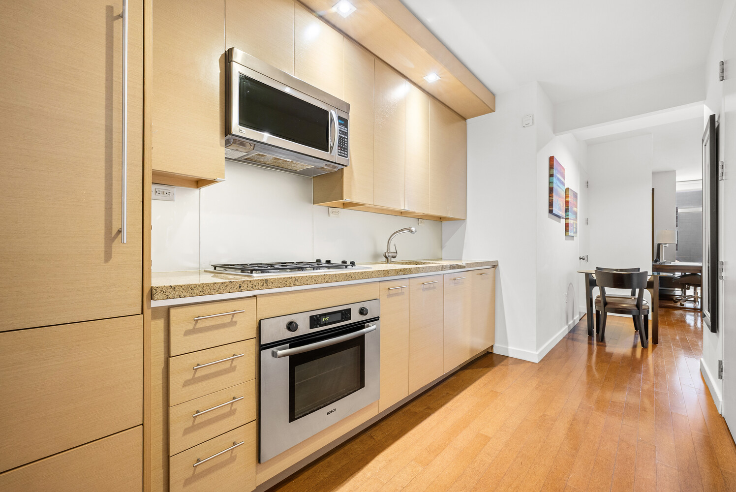 #7 photo, 1600 BROADWAY, Midtown , NY 10019