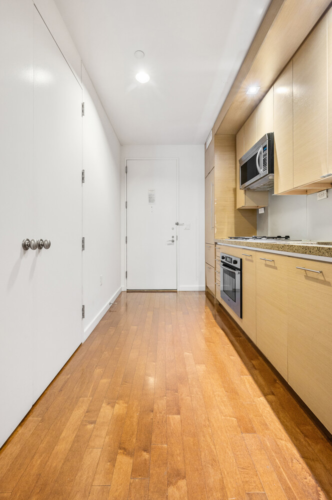 #9 photo, 1600 BROADWAY, Midtown , NY 10019