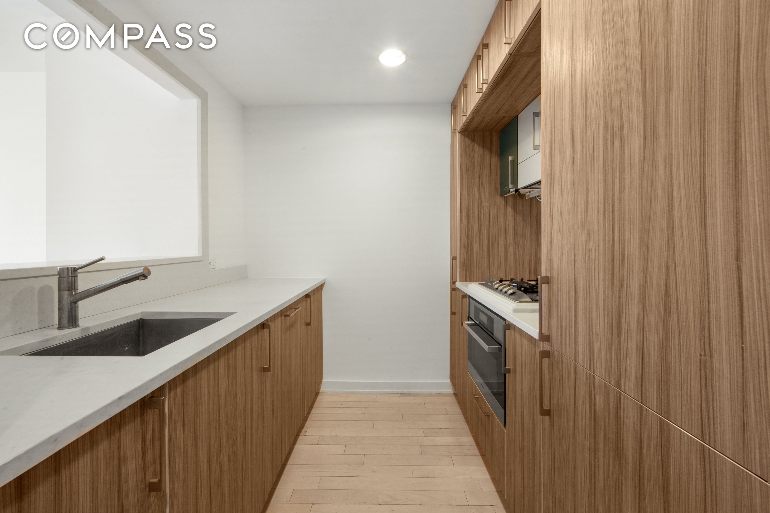 #4 photo, Brooklyn, Williamsburg , NY 11249