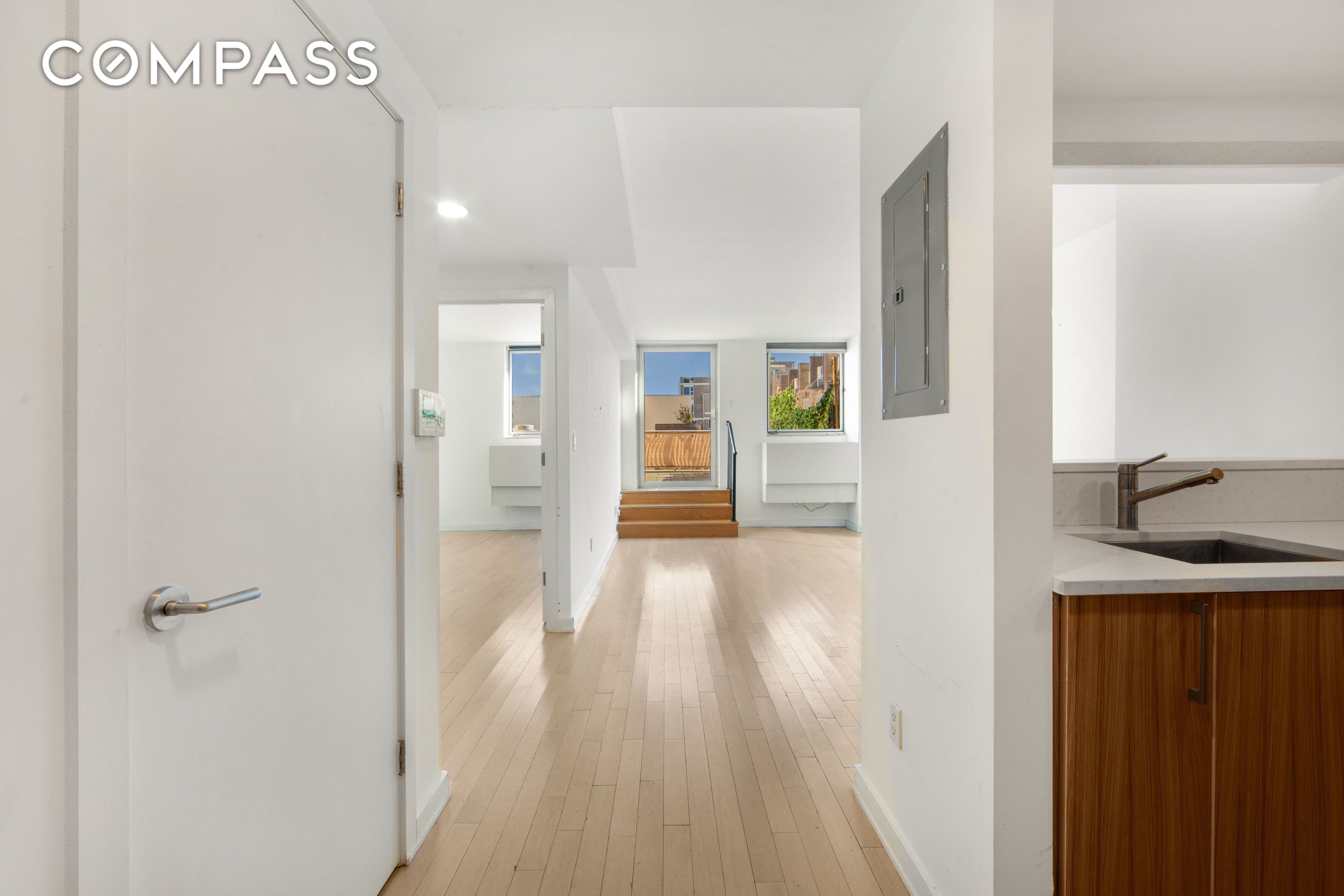 #5 photo, Brooklyn, Williamsburg , NY 11249