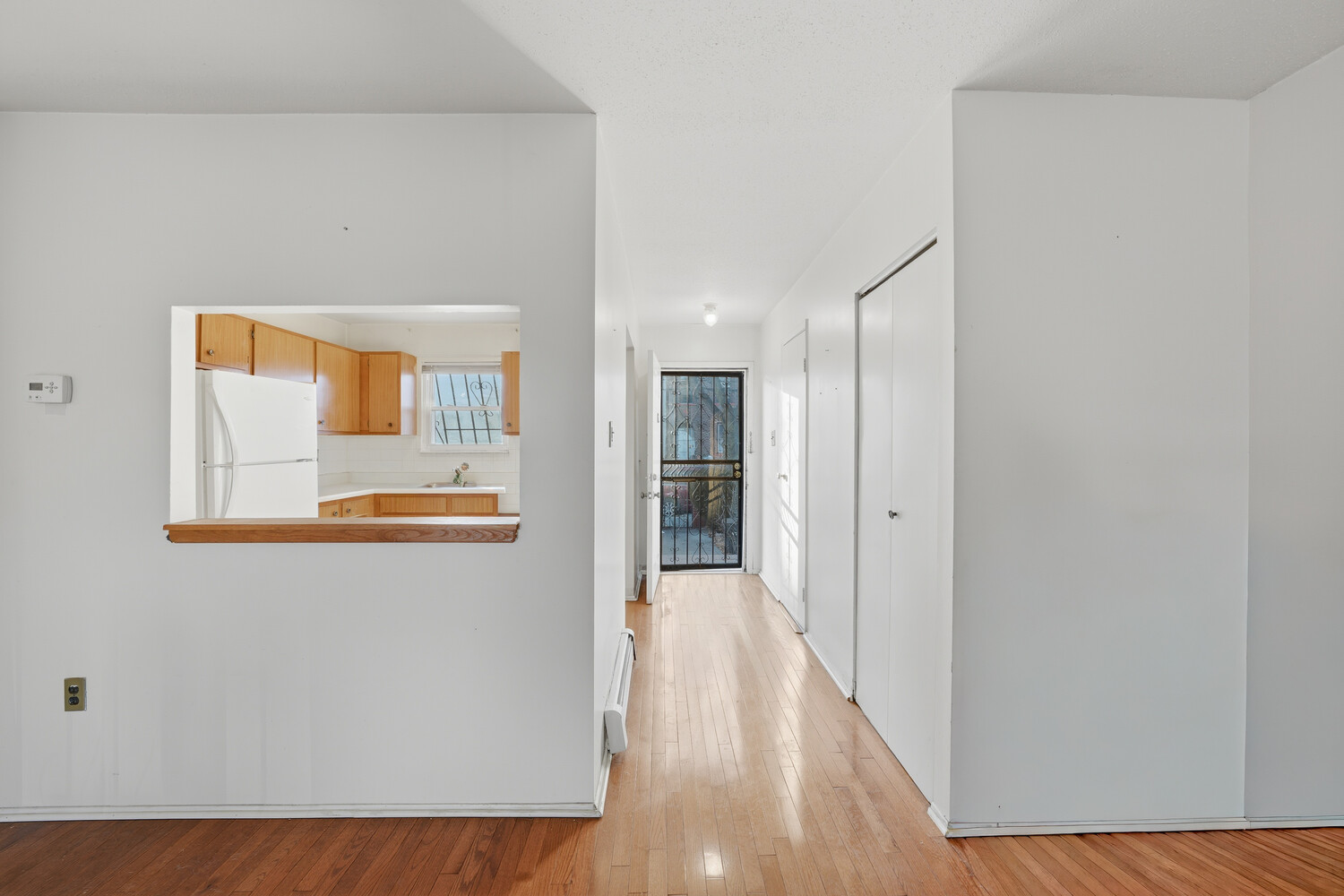 #5 photo, 477 JEROME Street, East New York , NY 11207