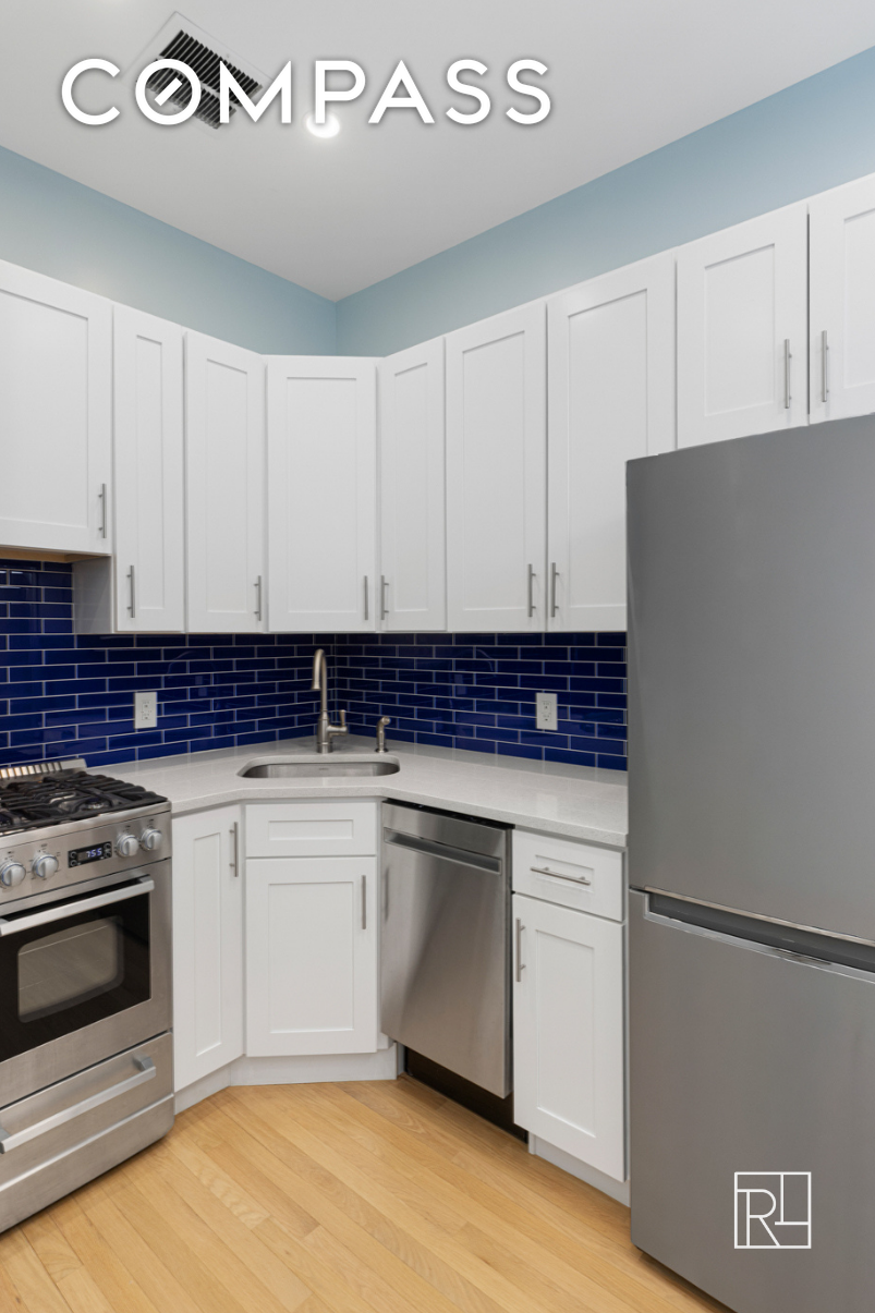 #16 photo, 152 E 83rd Street, Upper East Side , NY 10028