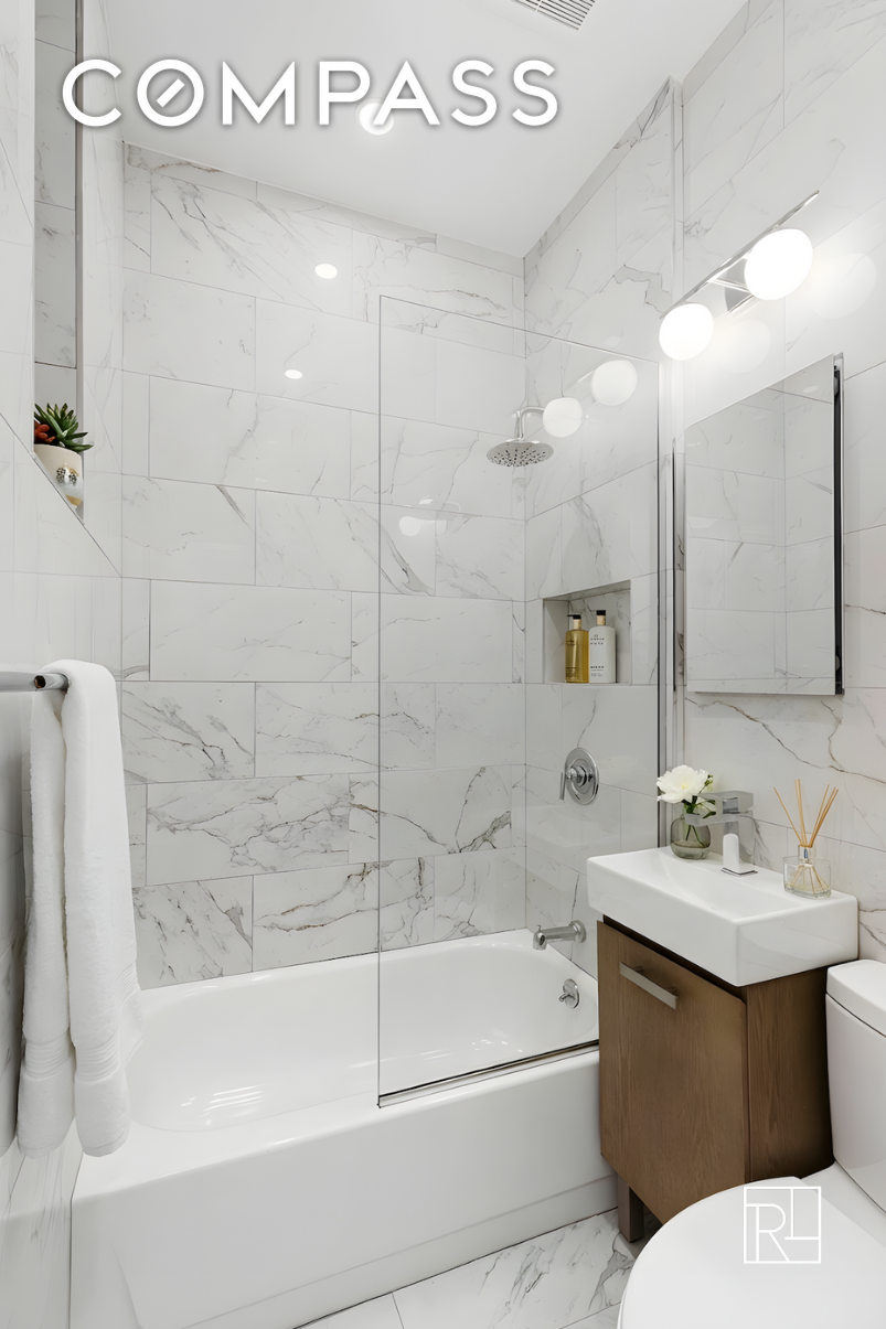 #9 photo, 152 E 83rd Street, Upper East Side , NY 10028