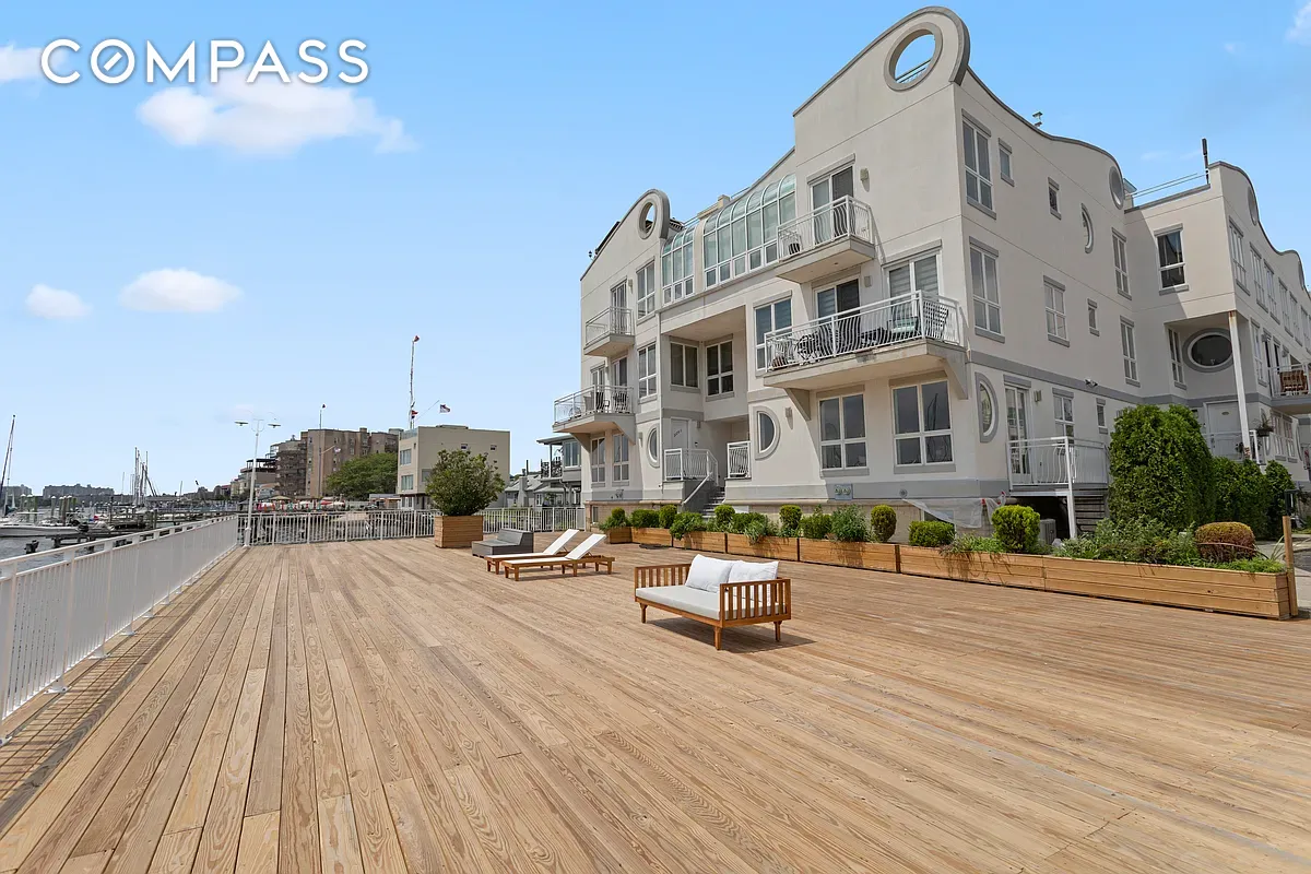 #12 photo, 3112 Emmons Avenue, Sheepshead Bay , NY 11235