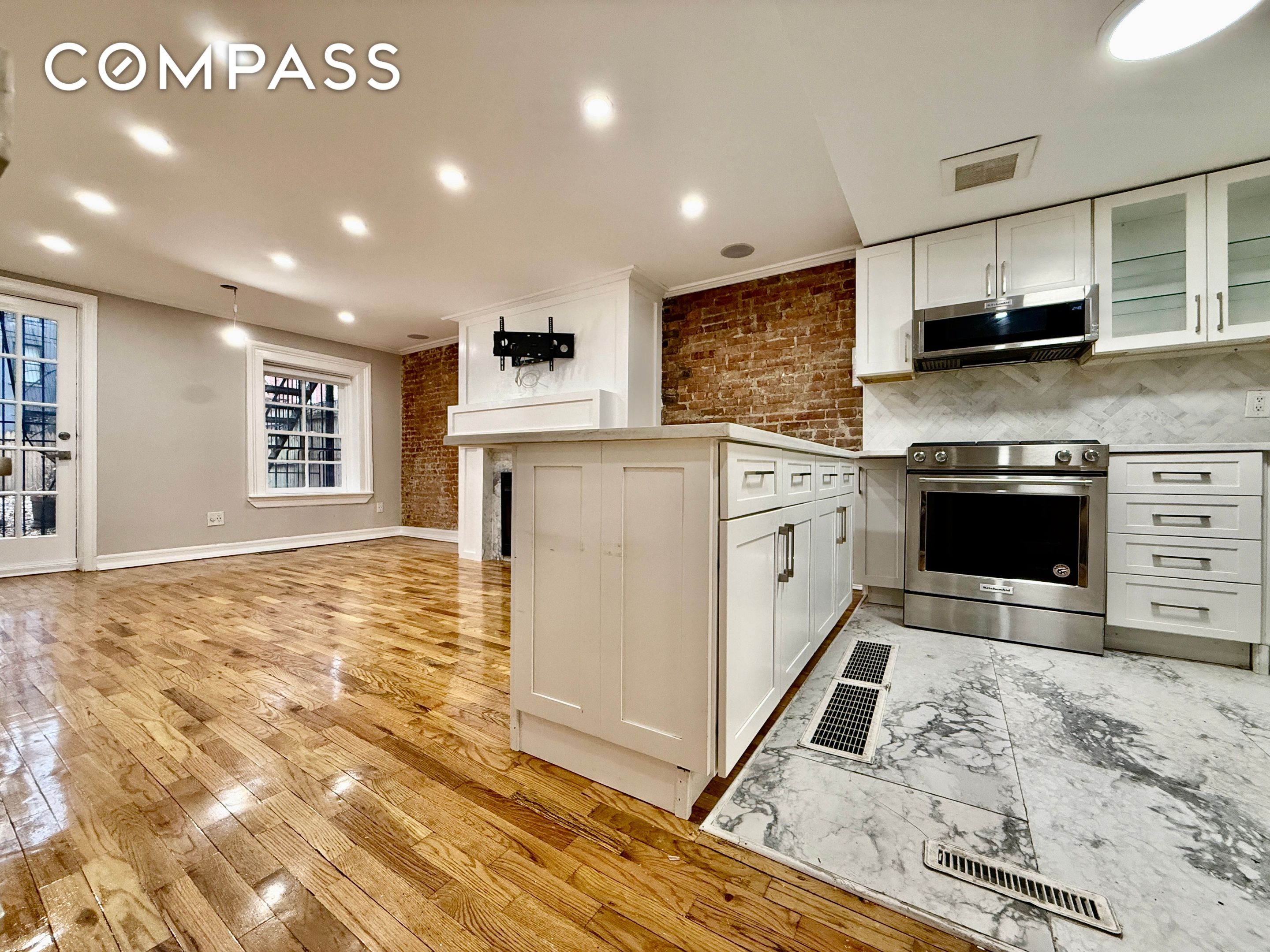 #3 photo, Brooklyn, הברונקס Fort Greene , NY 11238