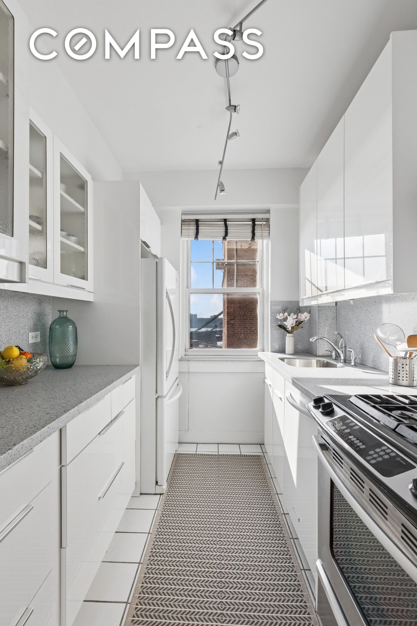 #9 photo, 120 Cabrini Boulevard, מנהטן Hudson Heights , NY 10033