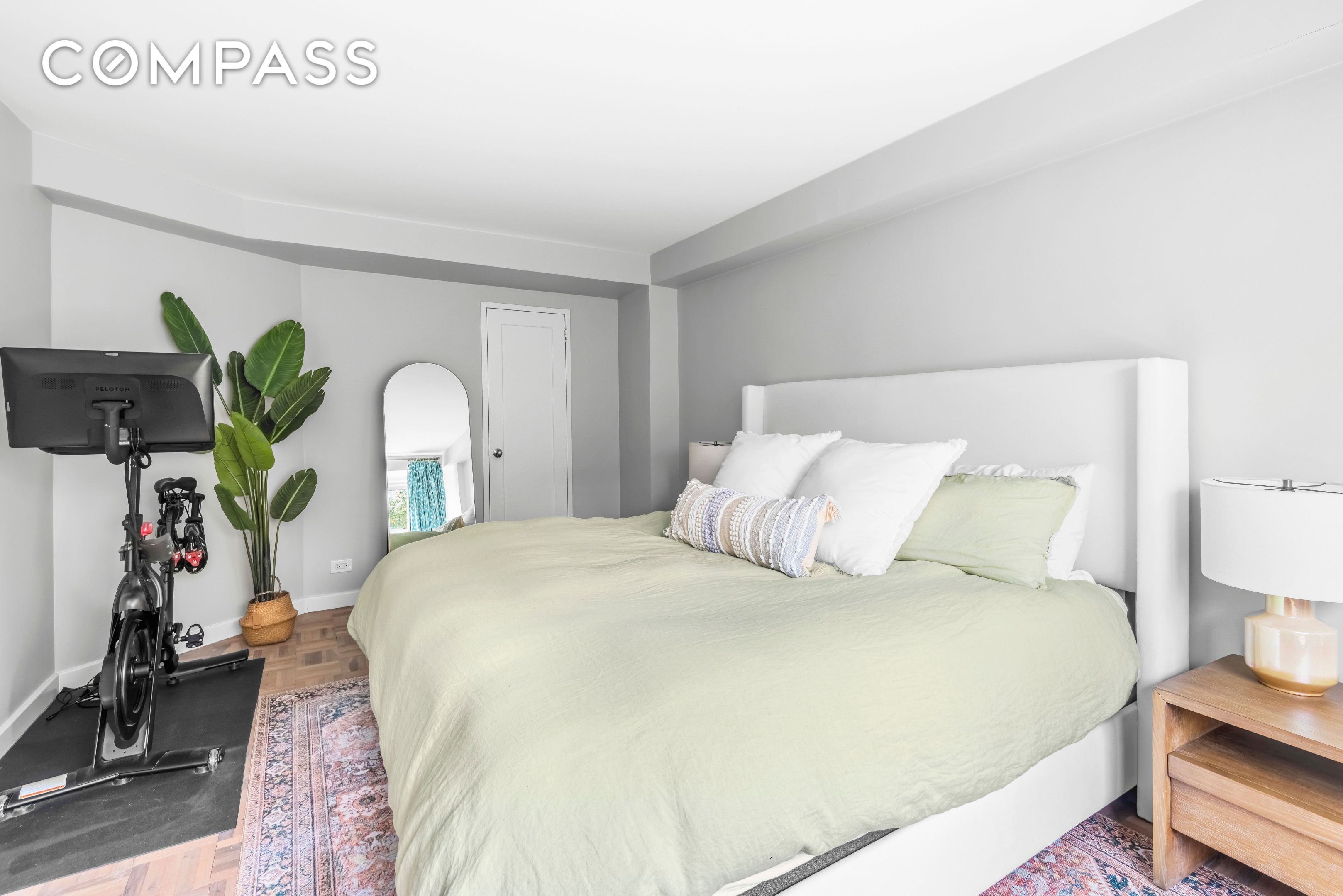 #10 photo, 2 Charlton Street, Hudson Square , NY 10014