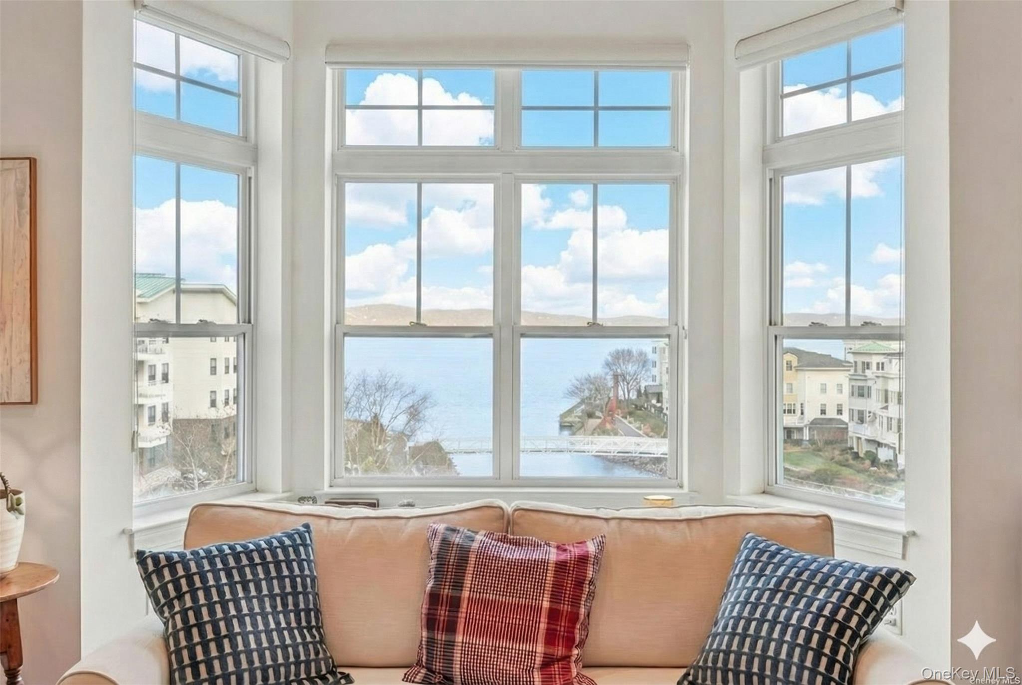 #2 photo, 1414 Round Pointe Drive, Haverstraw , NY 10927