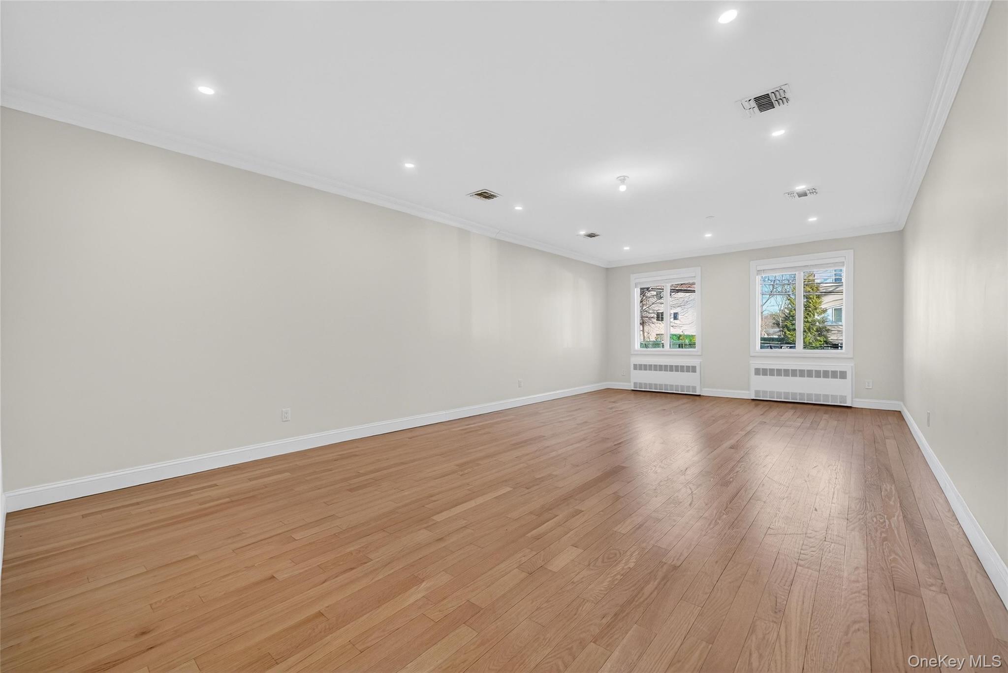 #19 photo, 2 Bluefield Drive, Spring Valley , NY 10977