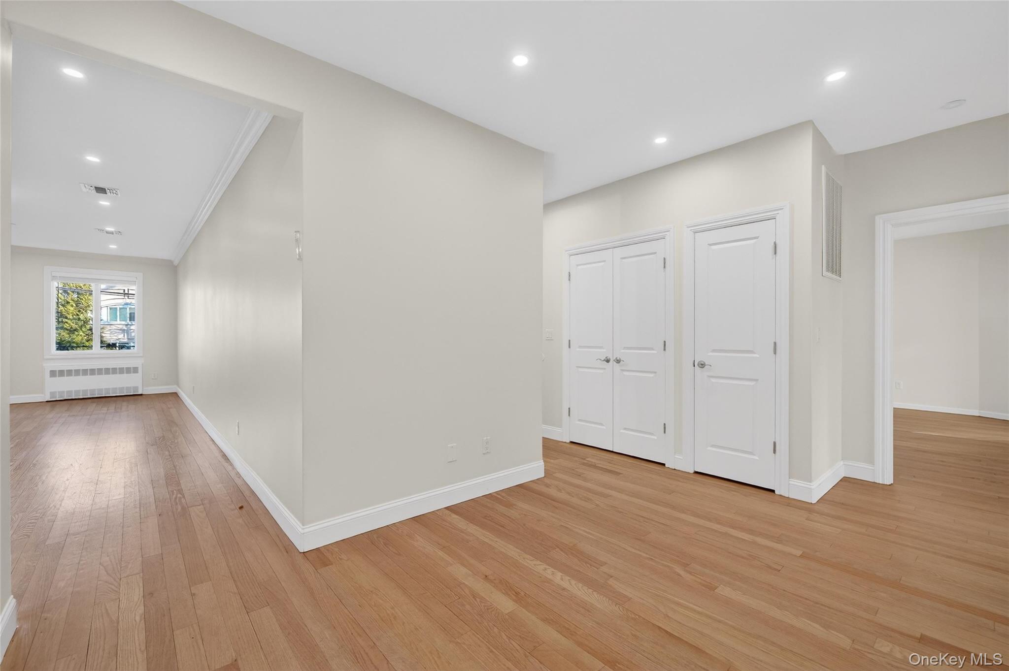 #6 photo, 2 Bluefield Drive, Spring Valley , NY 10977