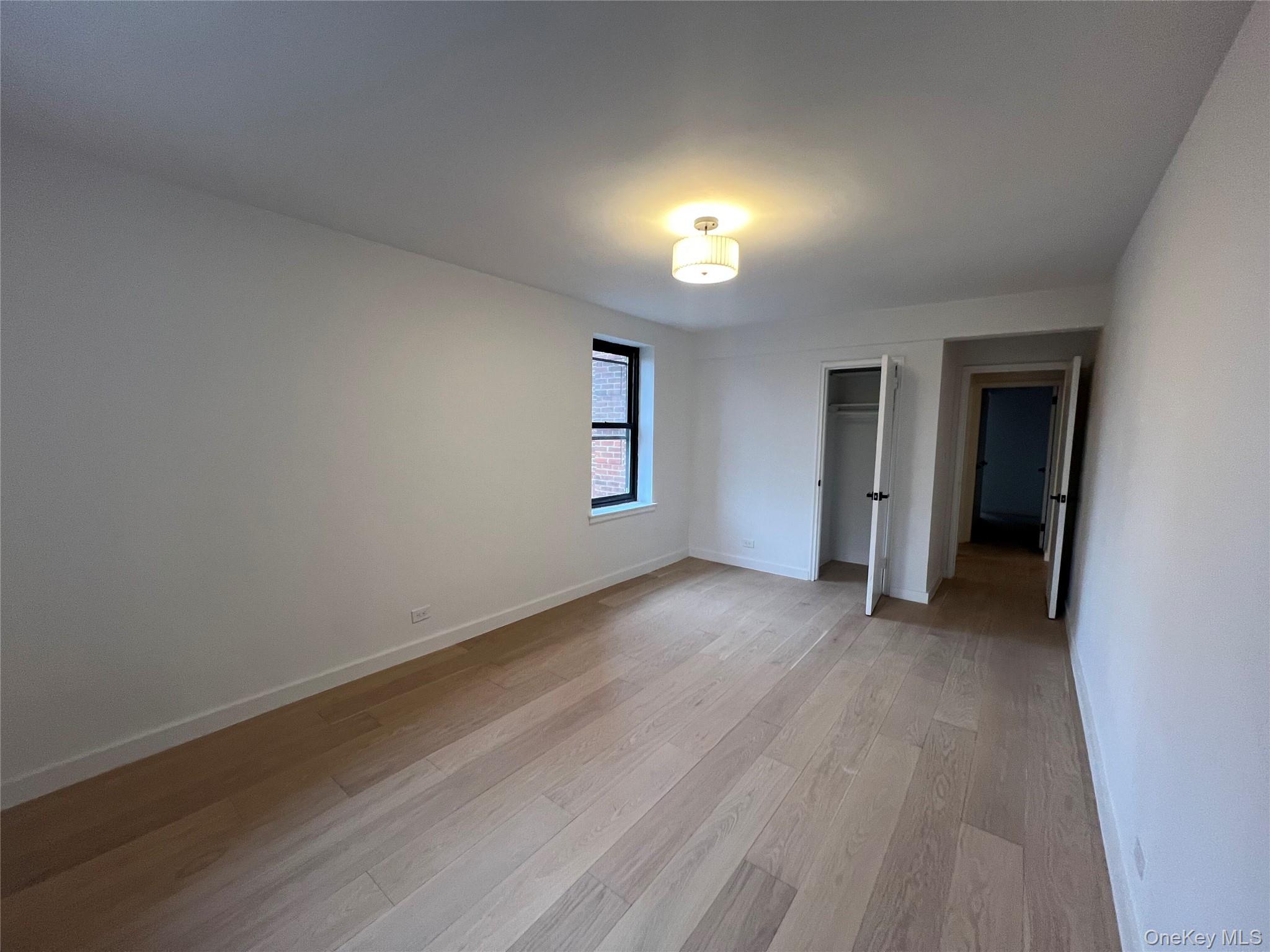 #10 photo, 445 W 240th Street, 布朗士 Bronx , NY 10463