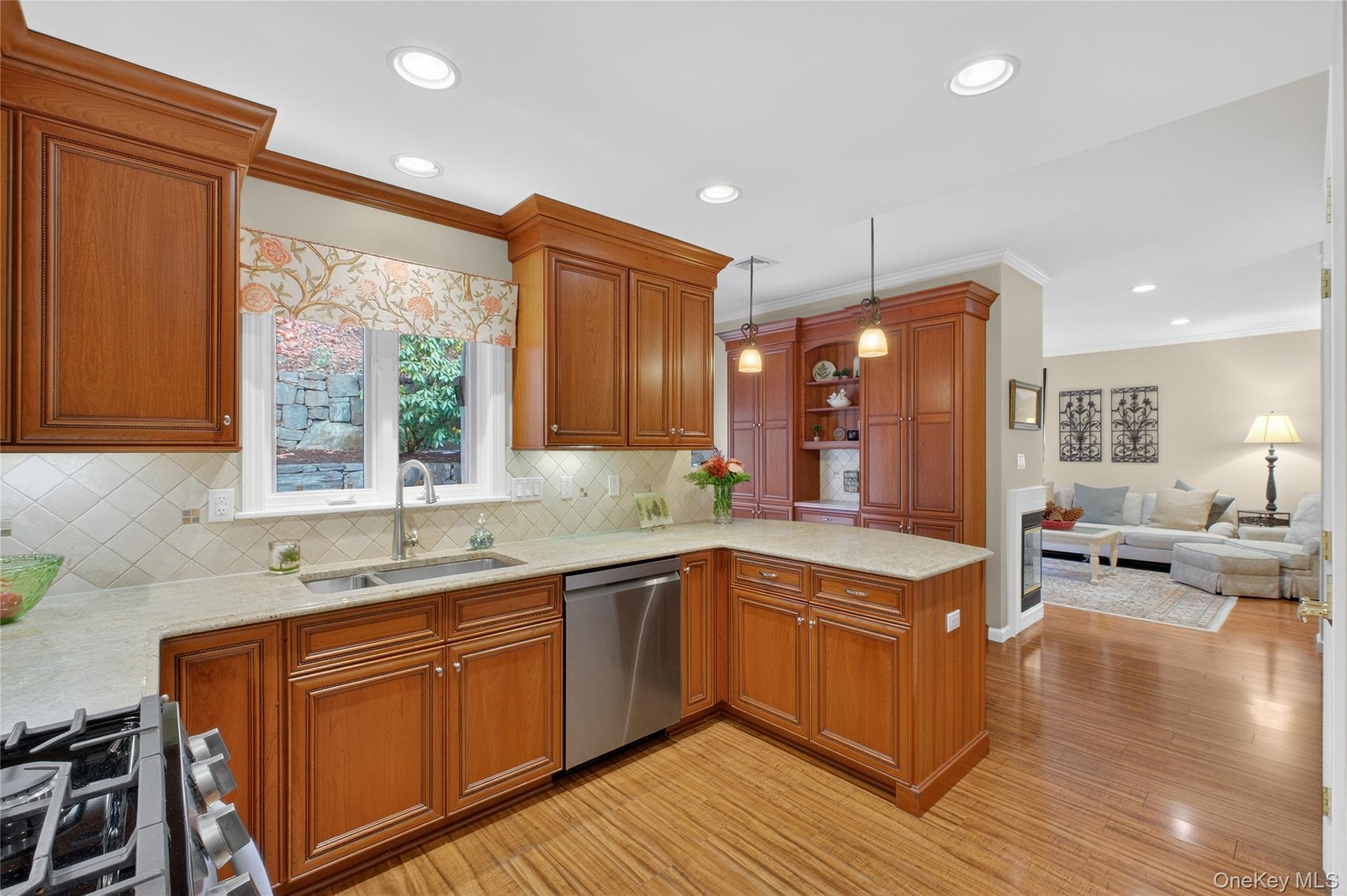 #11 photo, 837 Heritage Hills, Somers , NY 10589