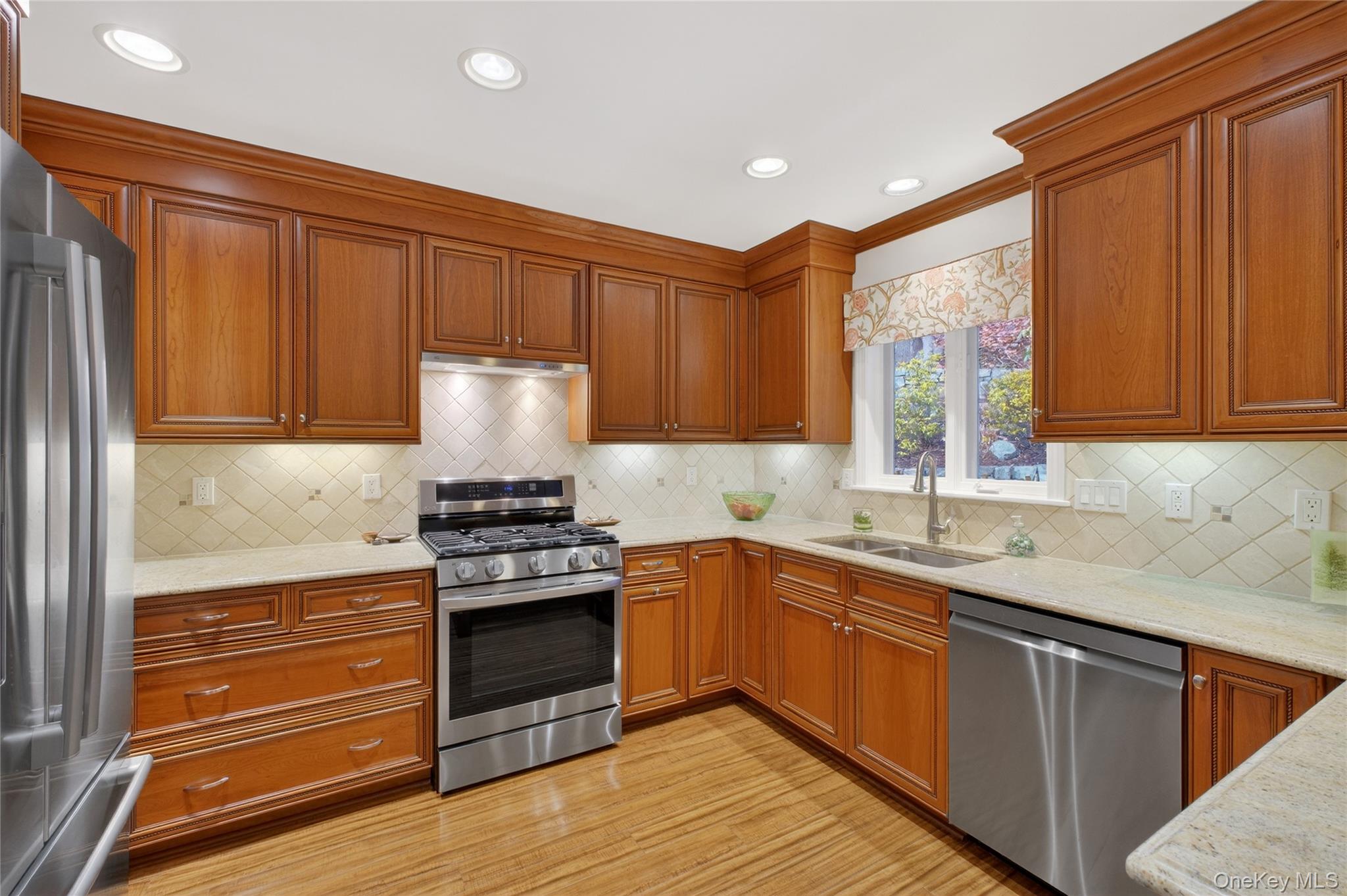 #8 photo, 837 Heritage Hills, Somers , NY 10589