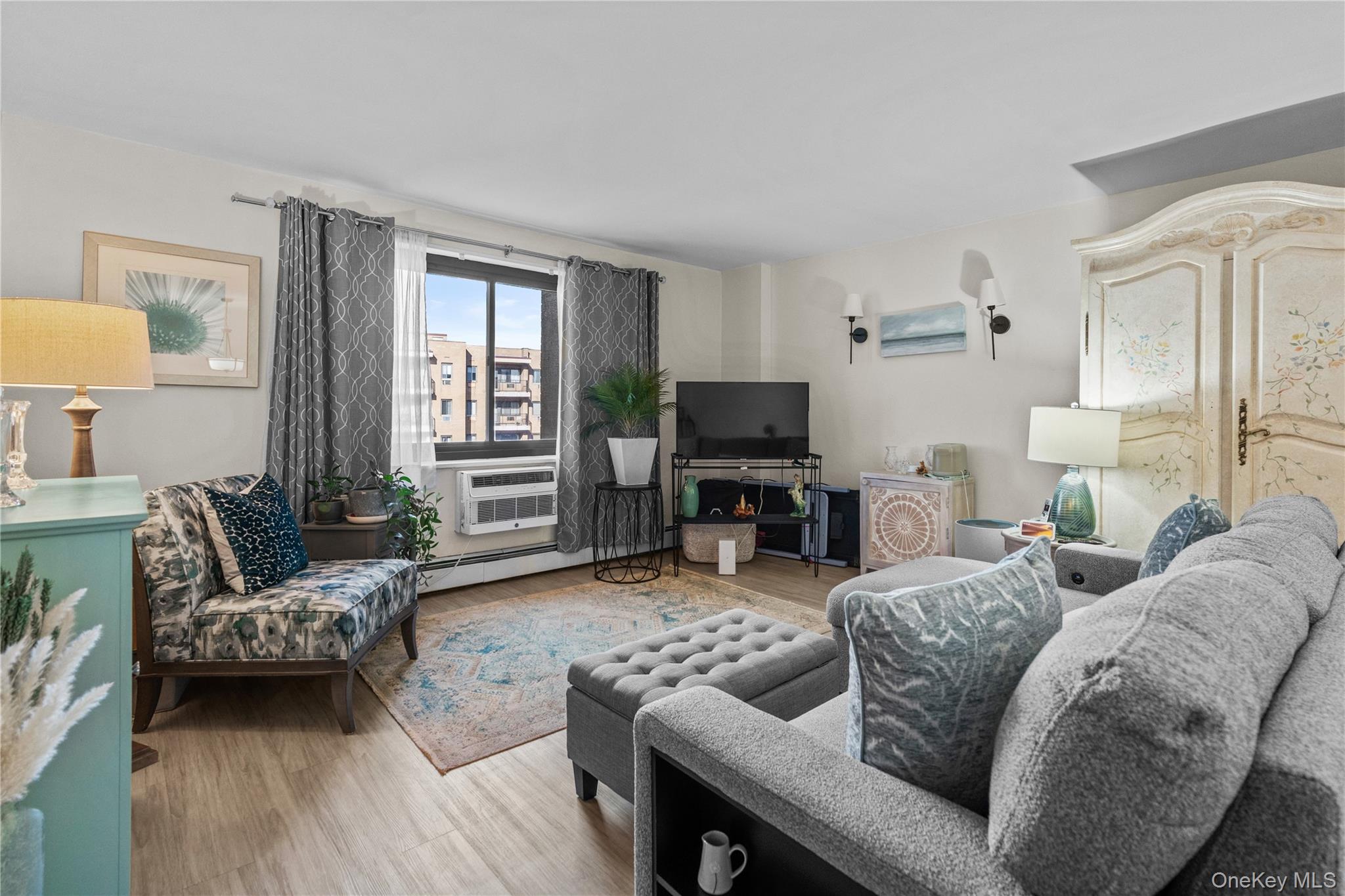 #2 photo, 100 E Hartsdale Avenue, Hartsdale , NY 10530