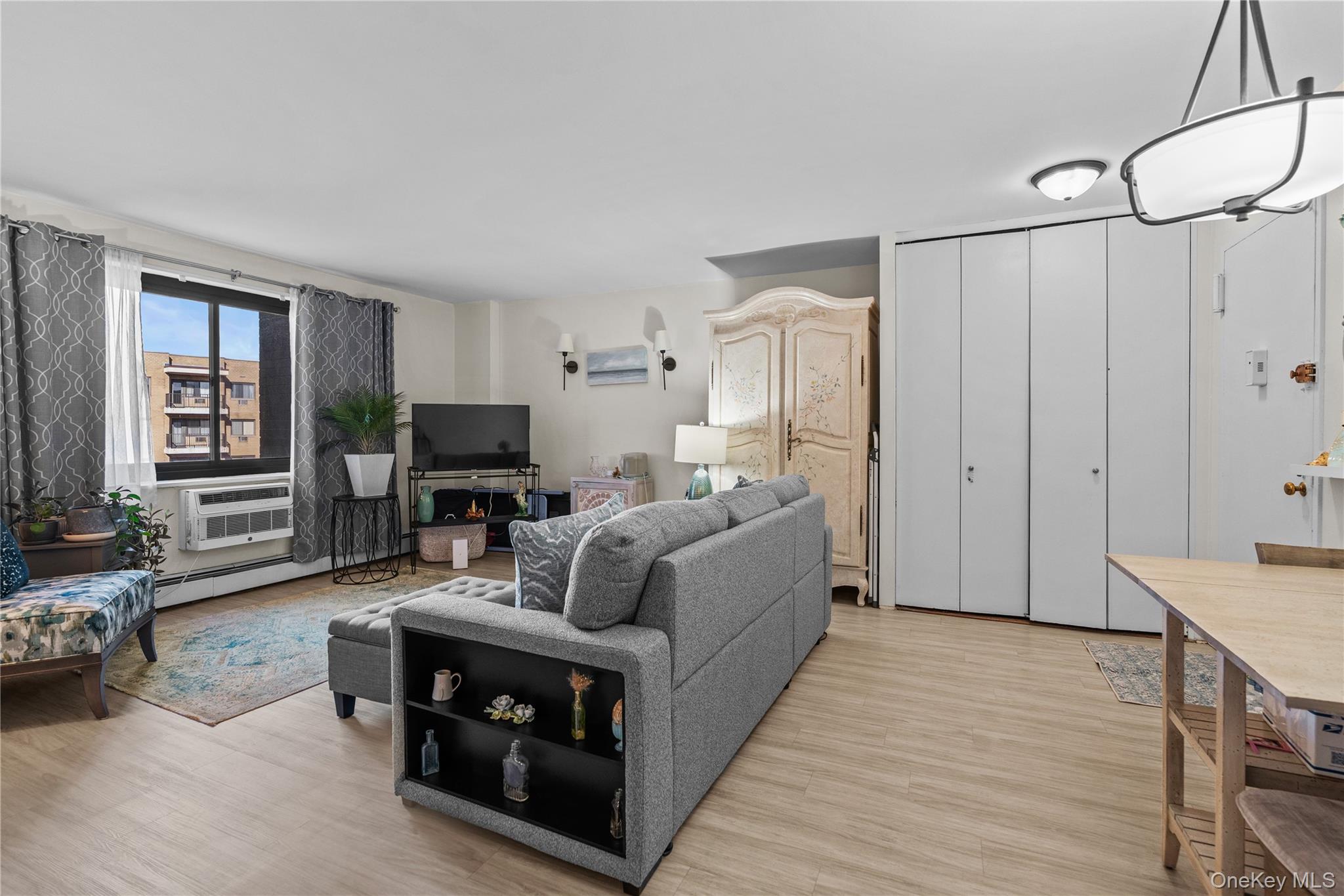 #7 photo, 100 E Hartsdale Avenue, Hartsdale , NY 10530