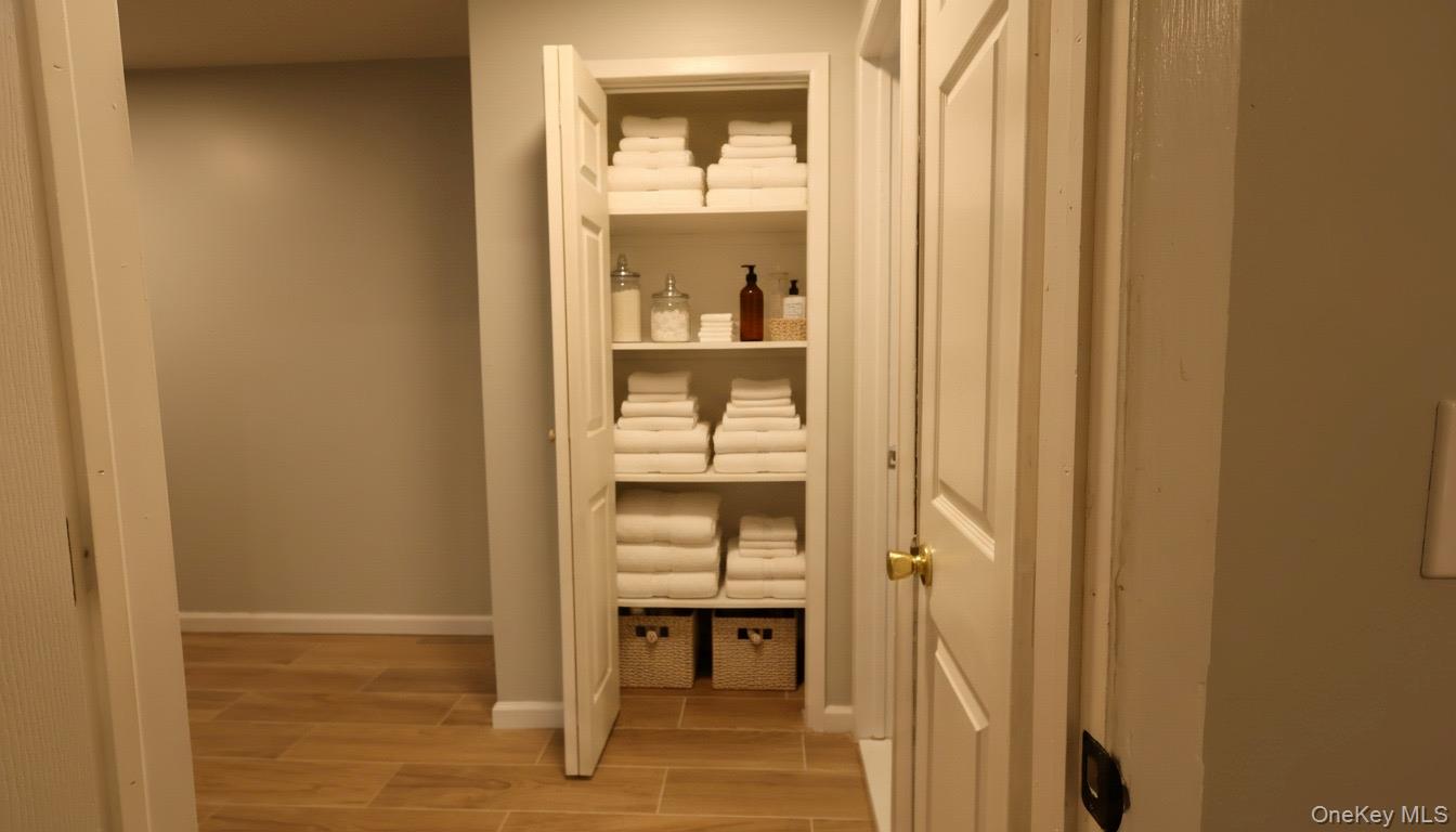 #17 photo, 422 Fox Run Lane, Carmel , NY 10512