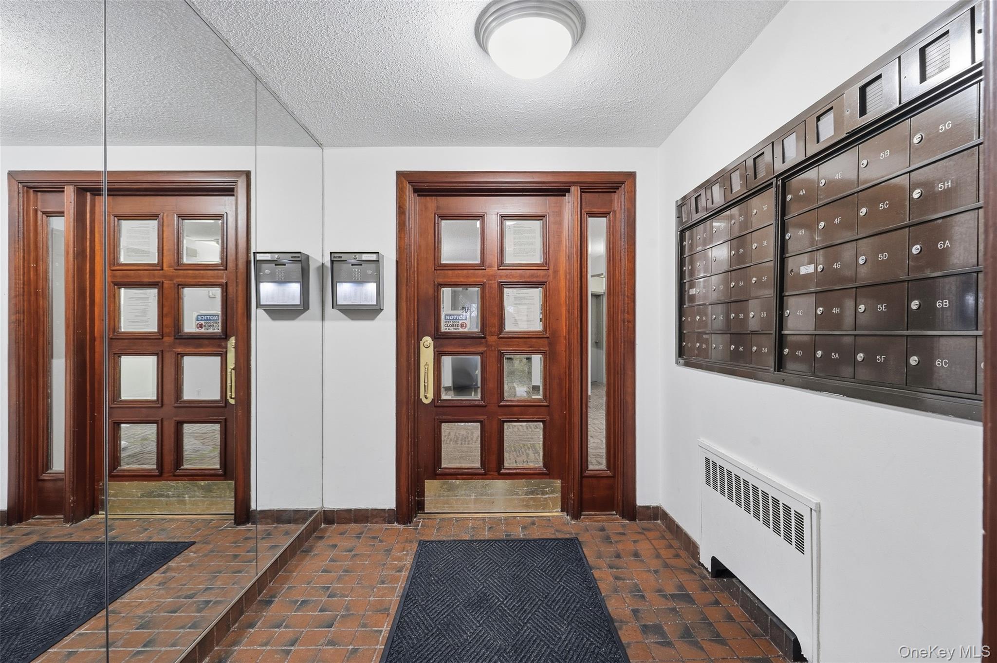 #13 photo, 154 Pearsall Dr, Mount Vernon , NY 10552