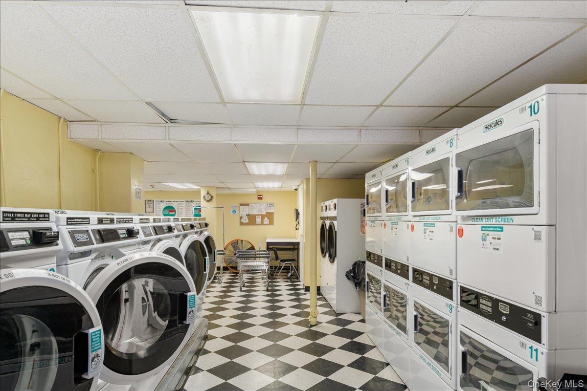 #15 photo, 154 Pearsall Dr, Mount Vernon , NY 10552