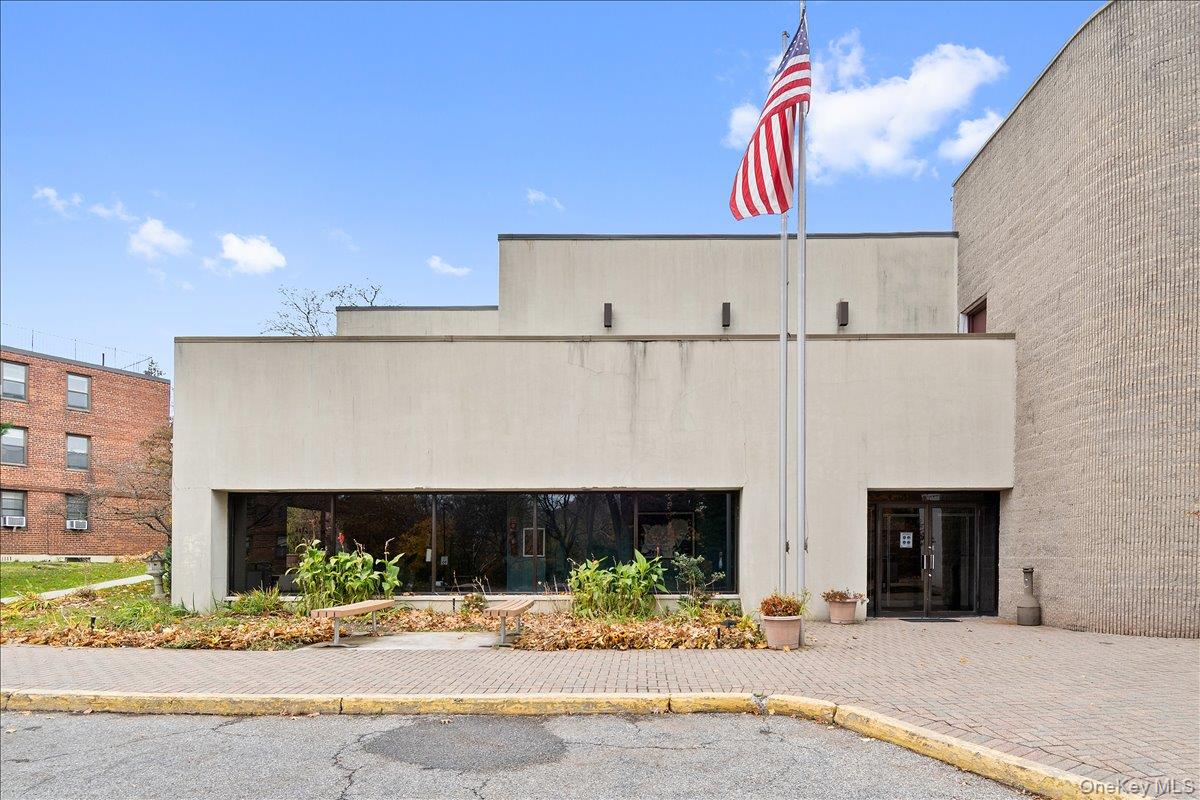 #18 photo, 154 Pearsall Dr, Mount Vernon , NY 10552