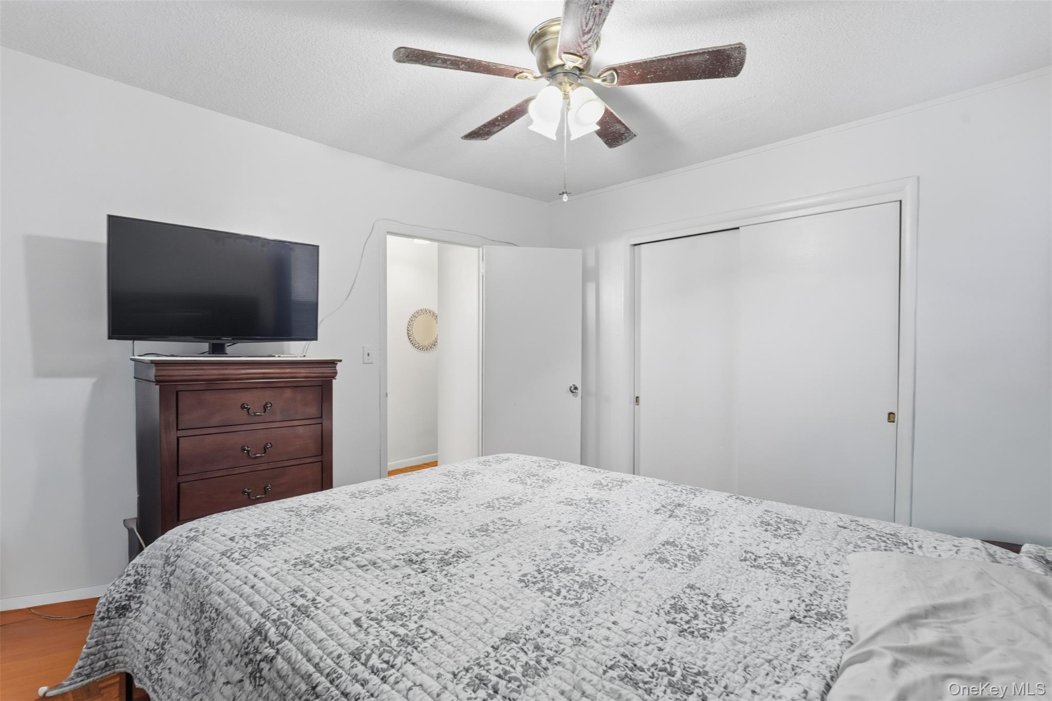 #9 photo, 154 Pearsall Dr, Mount Vernon , NY 10552