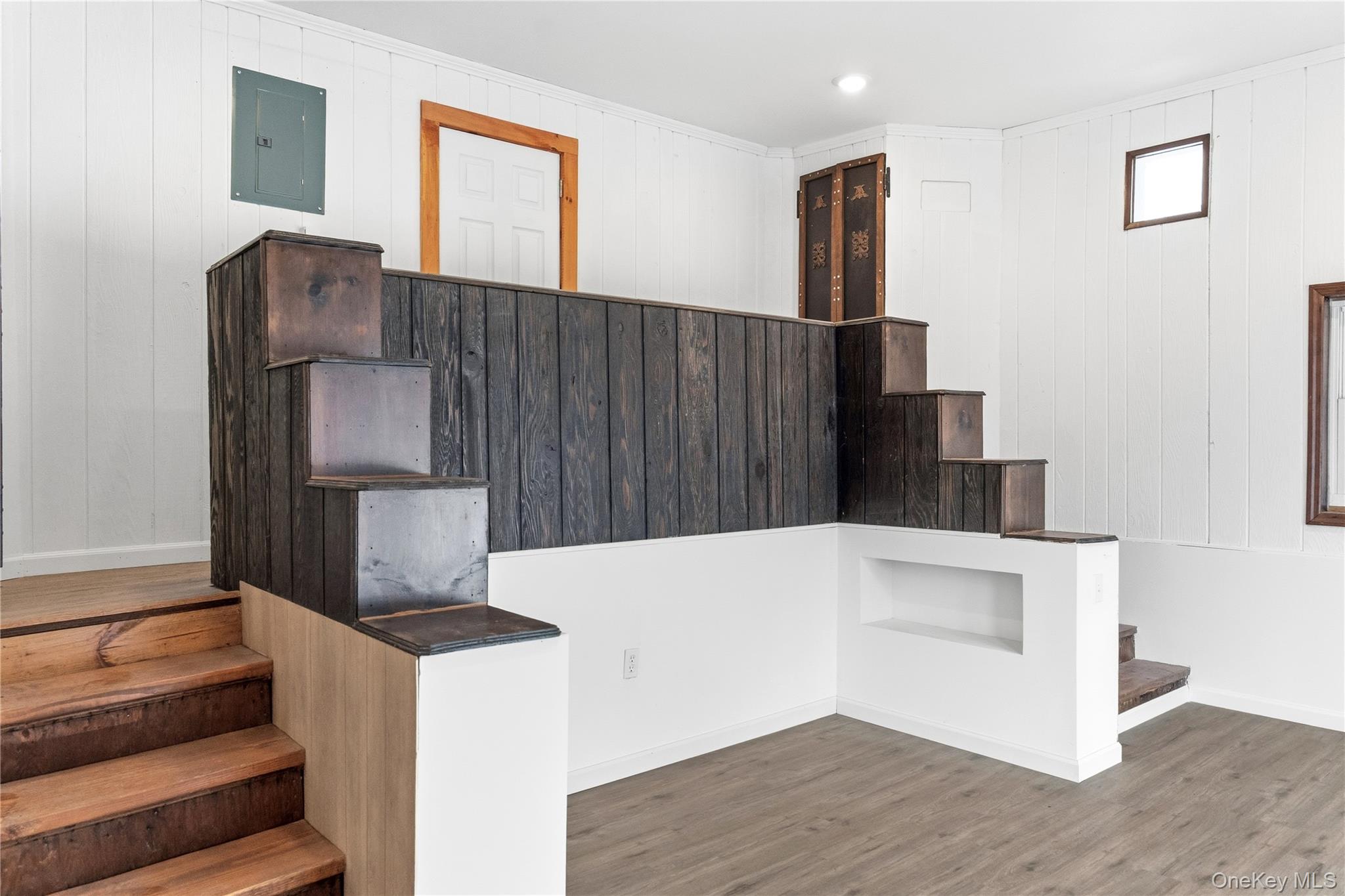 #12 photo, 378 Broadway 9W, Esopus , NY 12487