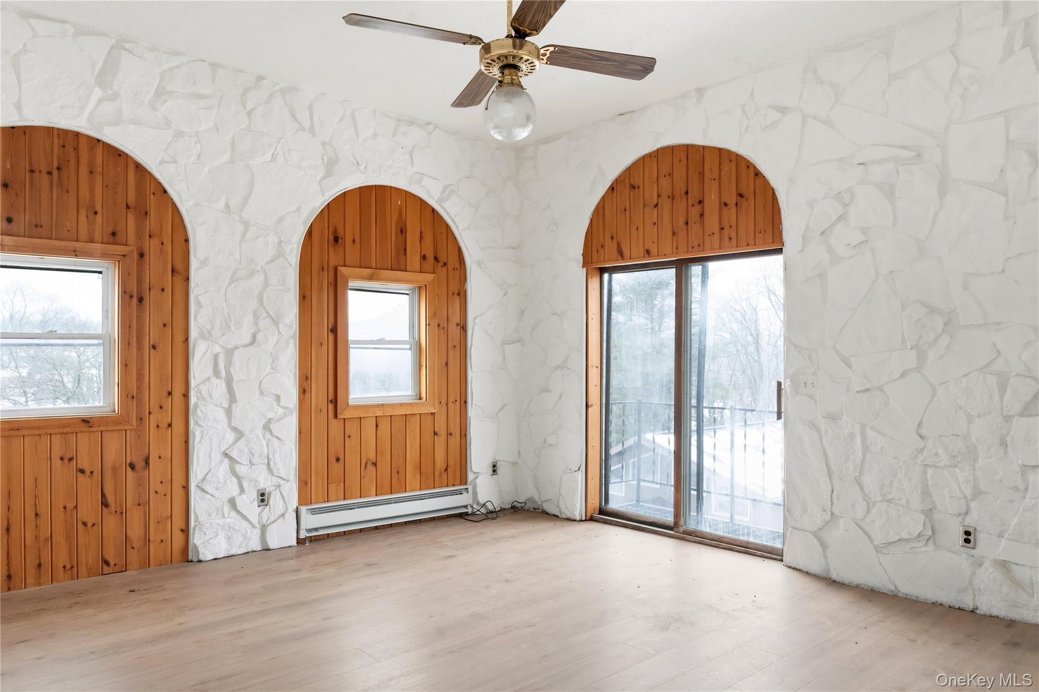 #15 photo, 378 Broadway 9W, Esopus , NY 12487