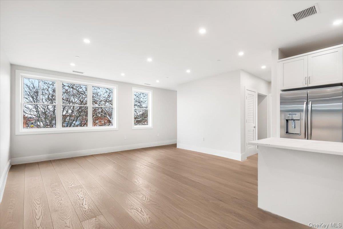 #6 photo, 132 Halstead Avenue, Harrison , NY 10528