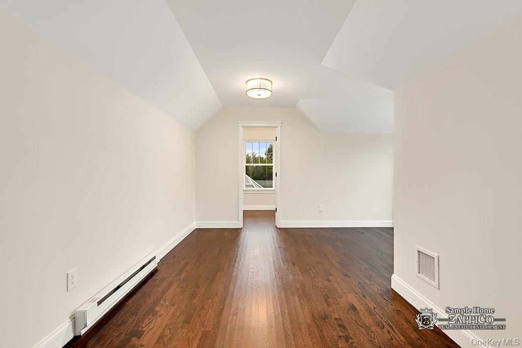 #19 photo, 11 Gracemere, Tarrytown , NY 10591