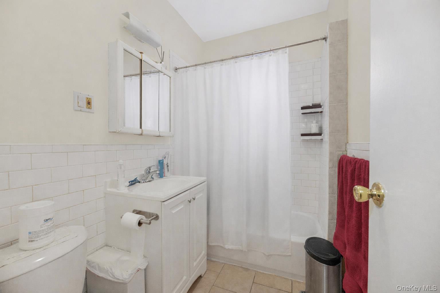 #10 photo, 2445 Southern Boulevard, ब्रोंक्स Bronx , NY 10458