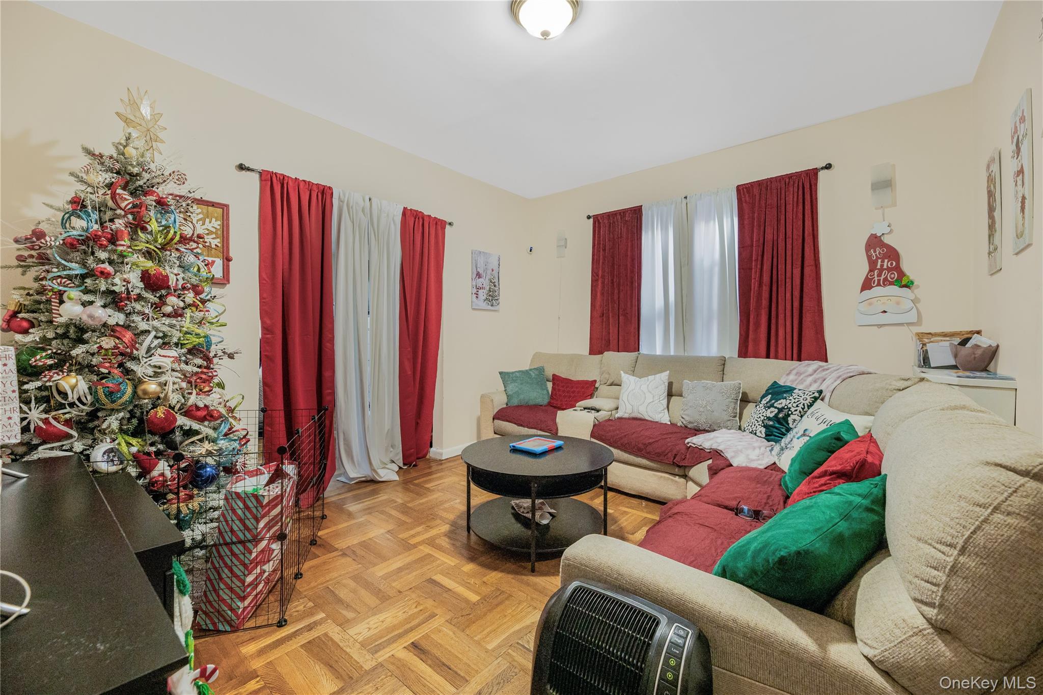 #12 photo, 2445 Southern Boulevard, ब्रोंक्स Bronx , NY 10458