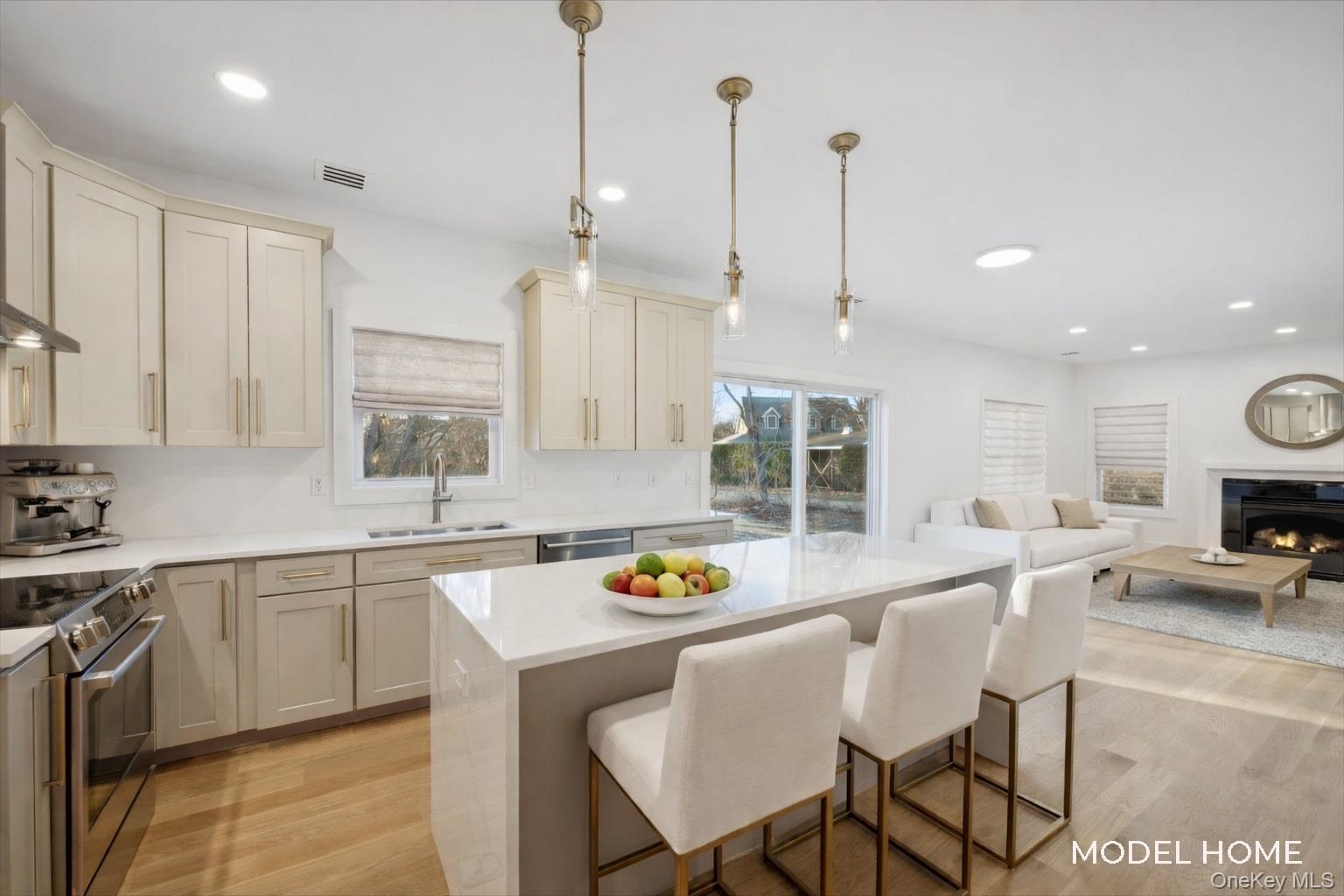 #4 photo, 89 N South Street, 東長島 Manorville , NY 11949