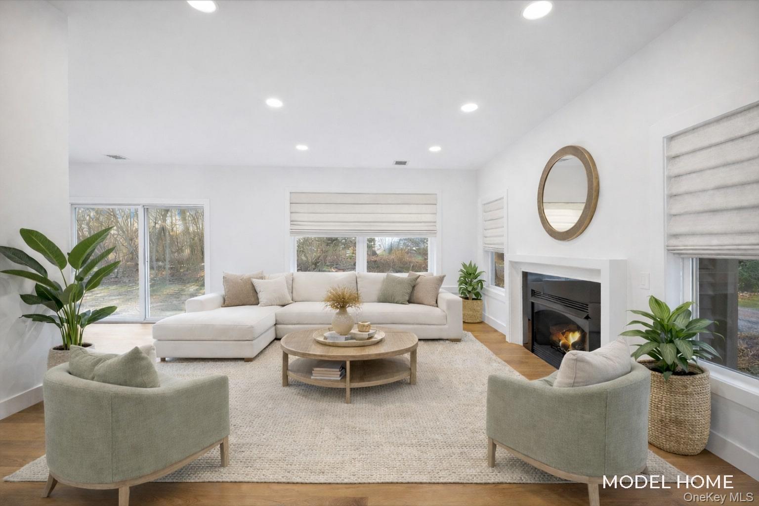 #5 photo, 89 N South Street, 東長島 Manorville , NY 11949