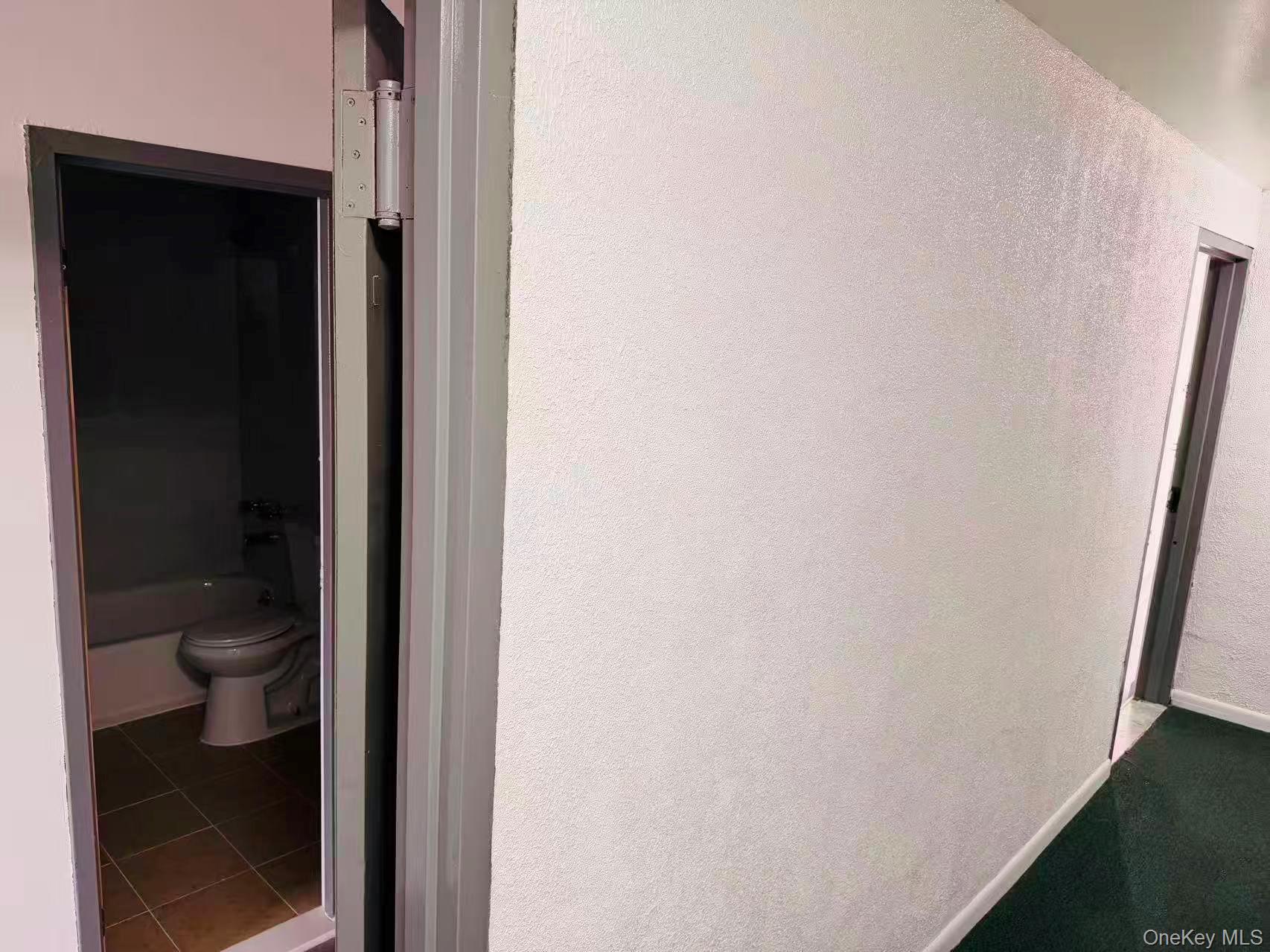 #7 photo, 53-37 97 Street, Corona , NY 11368